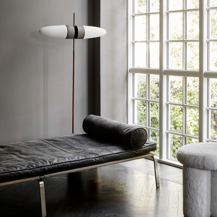 Bull gulvlampe 140 cm, Oxideret 101 Copenhagen