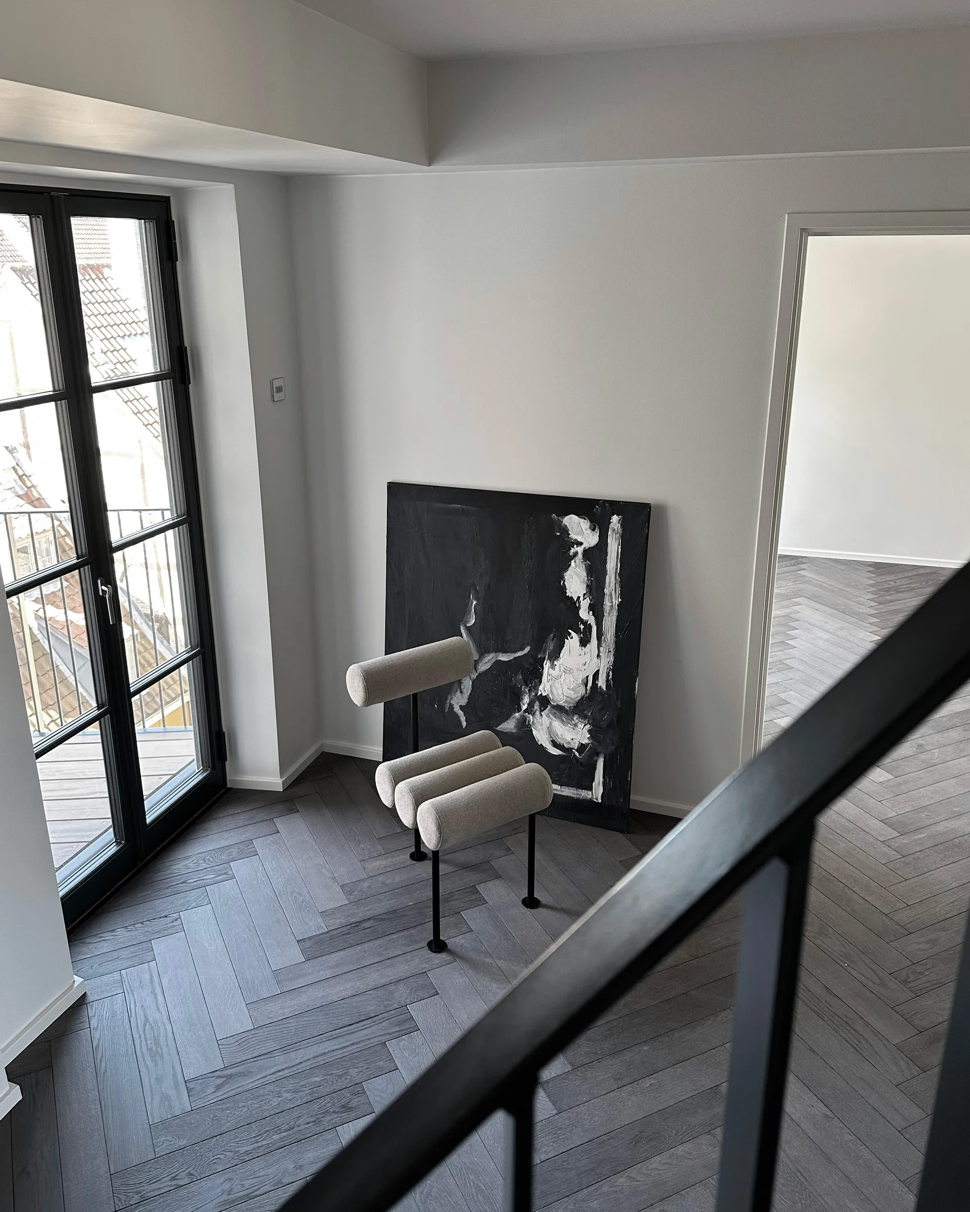 Hiro dining chair, Black frame-Sand 101 Copenhagen