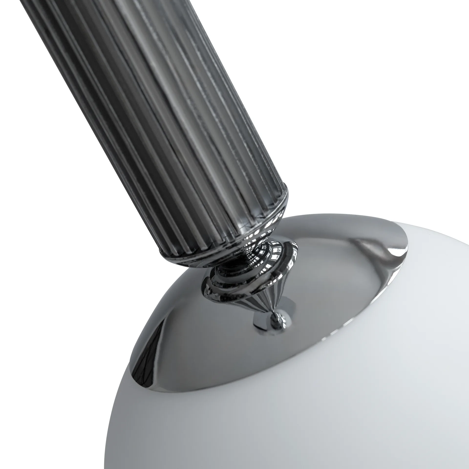 No. 2 pendel, Chrome 101 Copenhagen