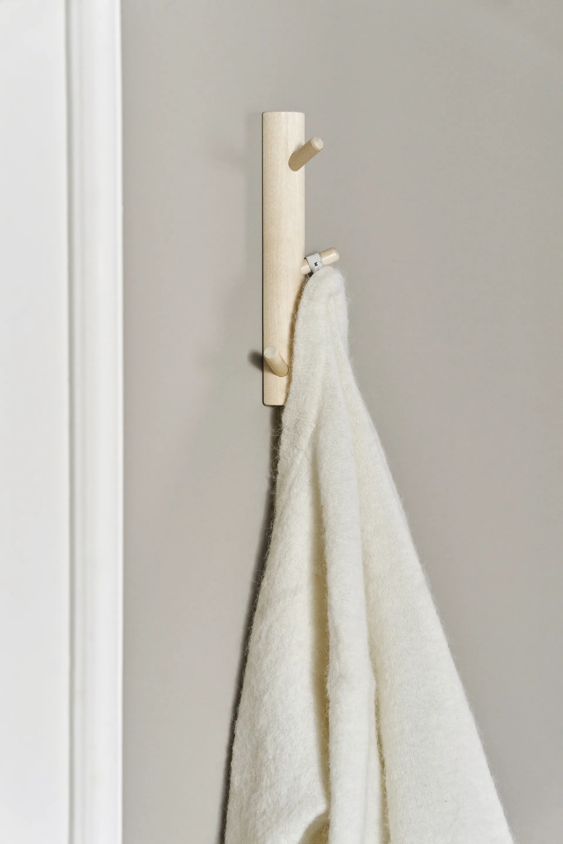 Allsarp vertikal knagerække 3 kroge, Birk 1898