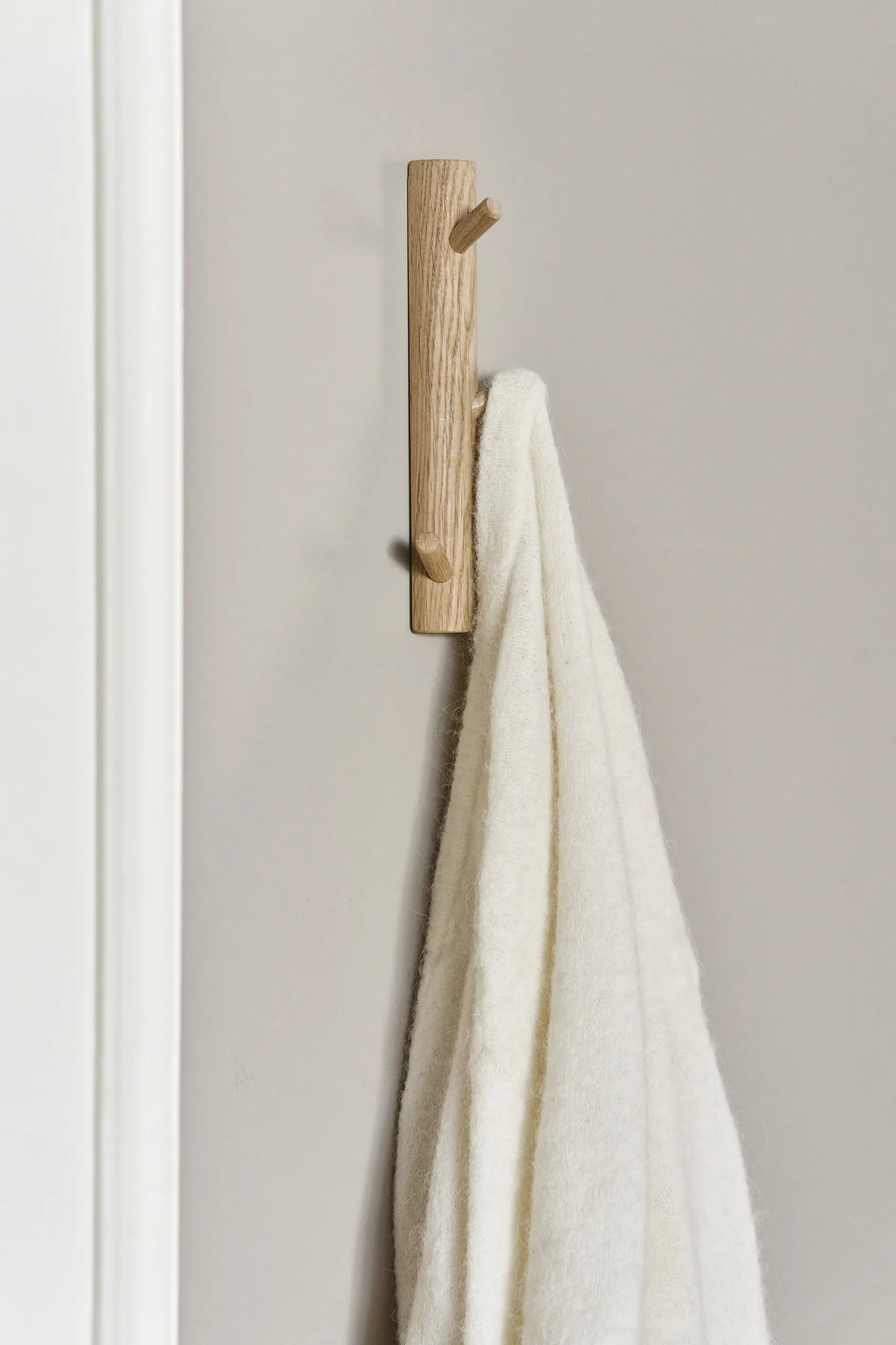 Allsarp vertikal knagerække 3 kroge, Eg 1898