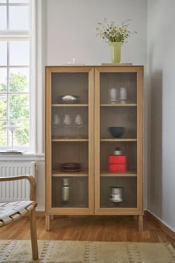Lid vitrineskab - Hvidpigmenteret eg - 1898