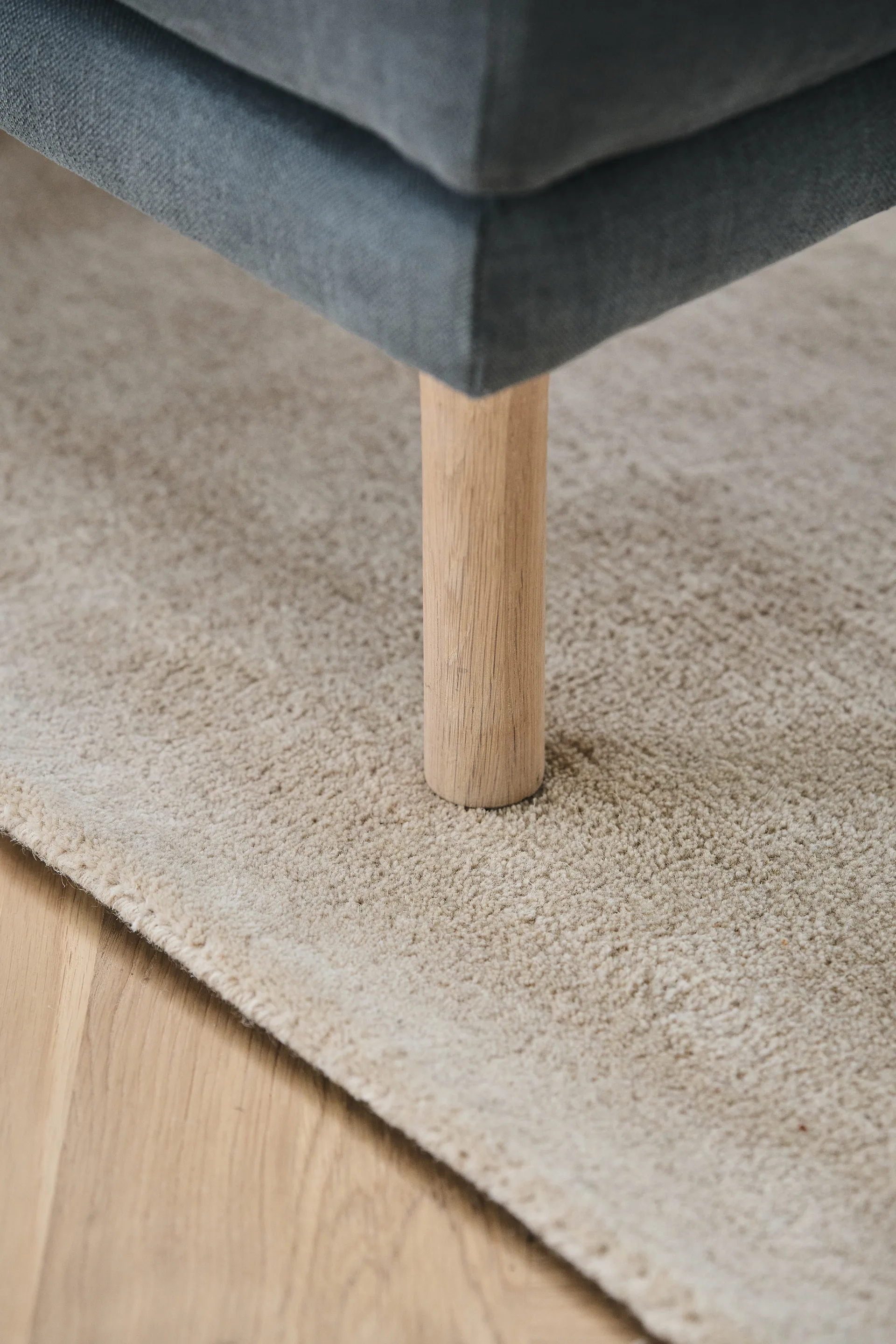 Lidnäs fodskammel, Caleido mørkegrå 1898