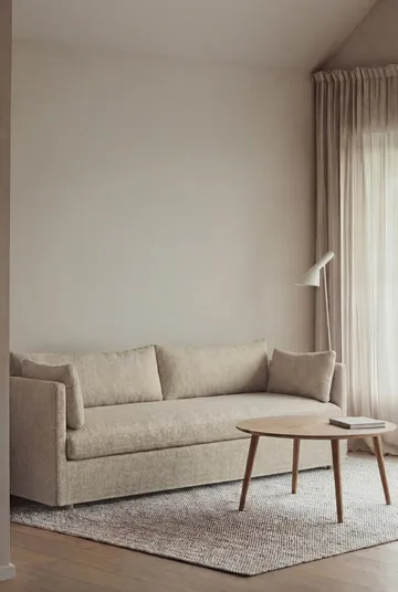 Linnevik sofa - Bern beige 0341-hvidolieret eg, 4-pers., med skørt - 1898