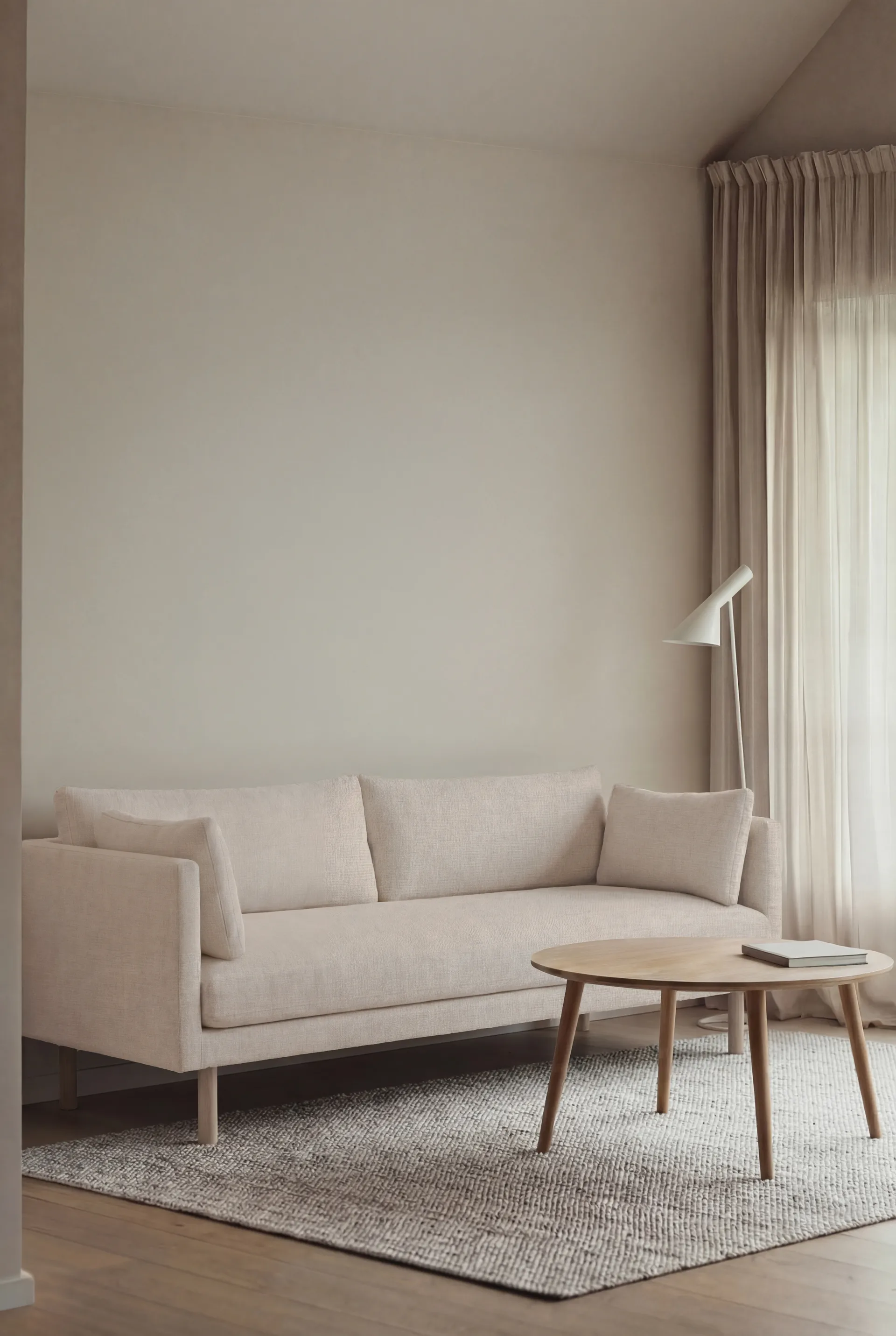 Linnevik sofa, Caleido Beige 9600-hvidolieret eg, 3-pers., uden skørt 1898
