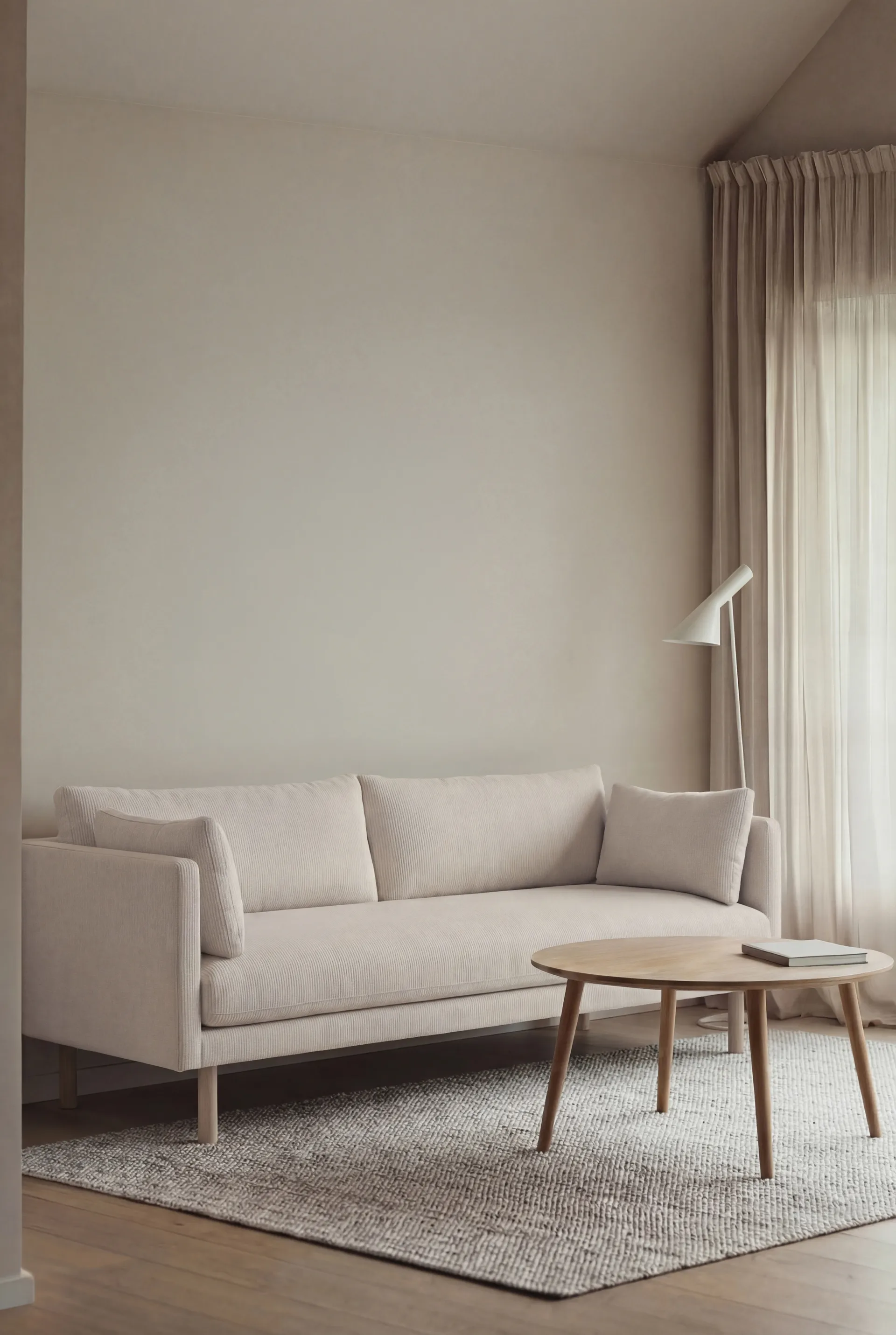 Linnevik sofa, Jump Off White 1954-hvidolieret eg, 3-pers., uden skørt 1898