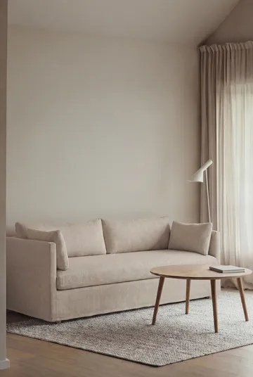 Linnevik sofa - Same Beige 6670-hvidolieret eg, 3-pers., med skørt - 1898