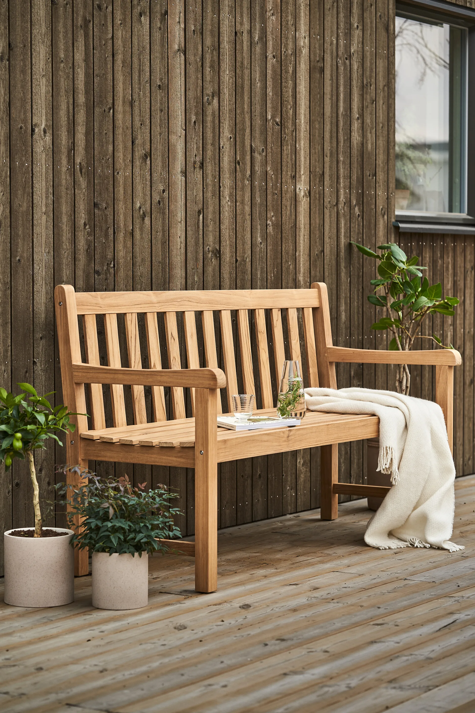 Lövhult havesofa, Teak 1898