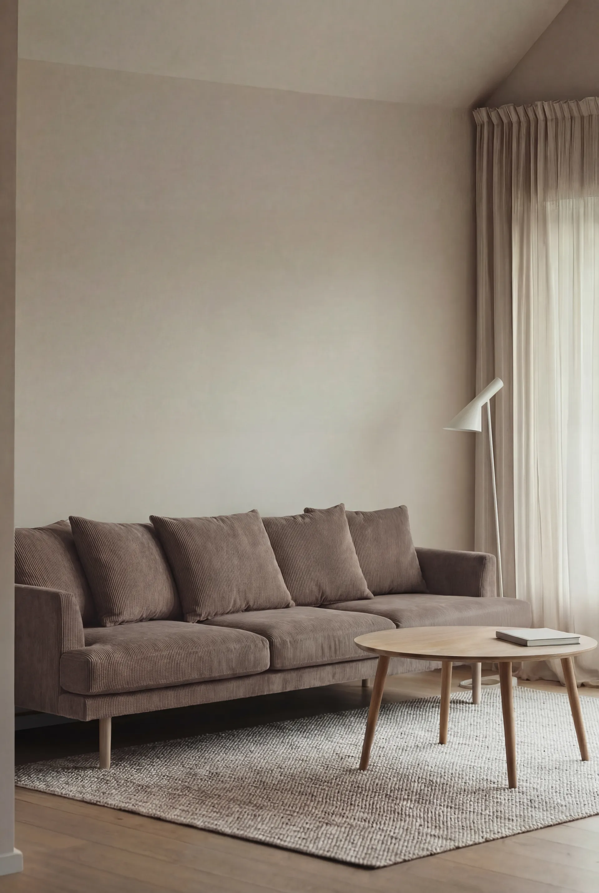 Sjövik sofa, Jump Brown 1955-hvidolieret eg, 3,5-pers. 1898