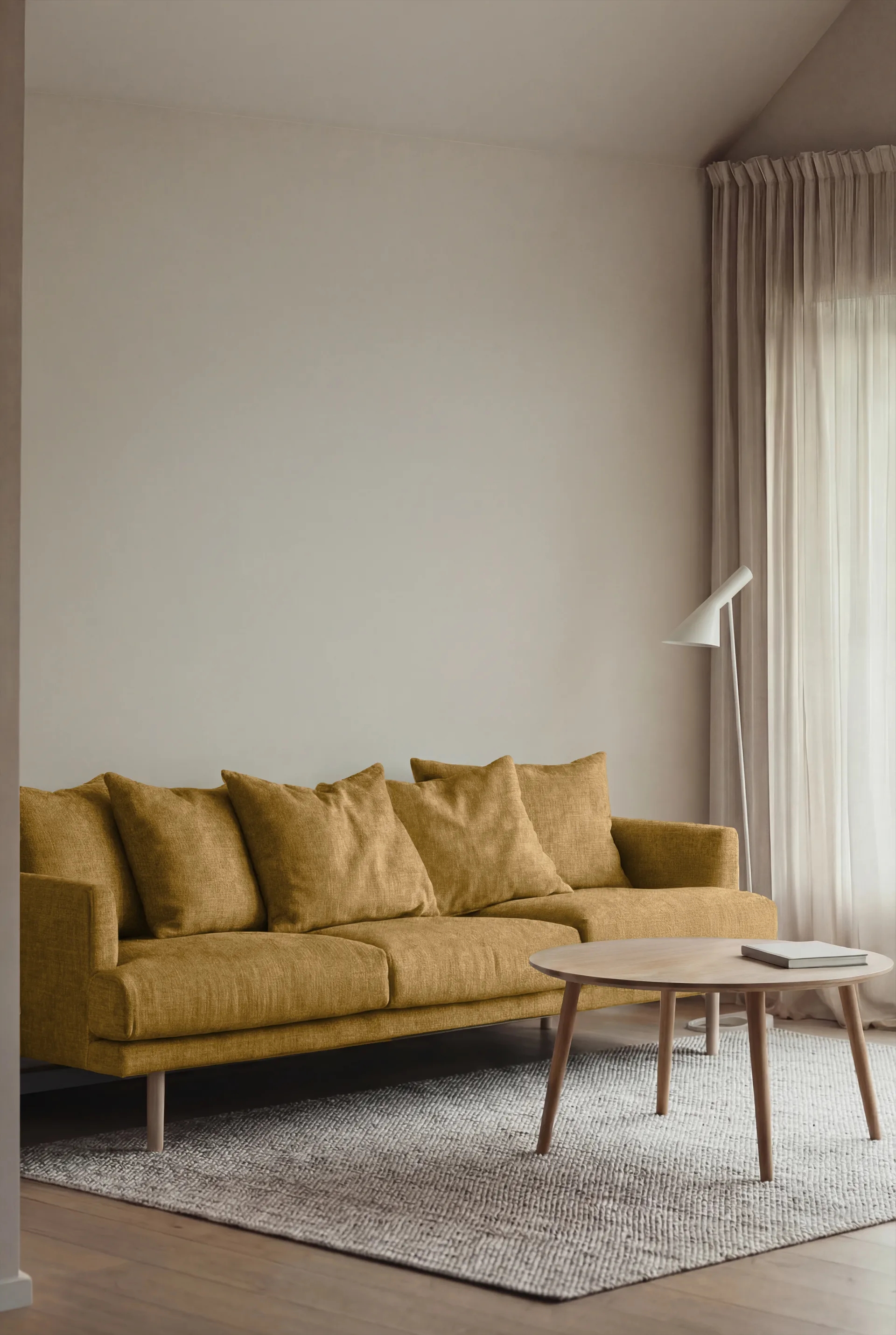 Sjövik sofa, Luiza Mustard 3972-hvidolieret eg, 3,5-pers. 1898