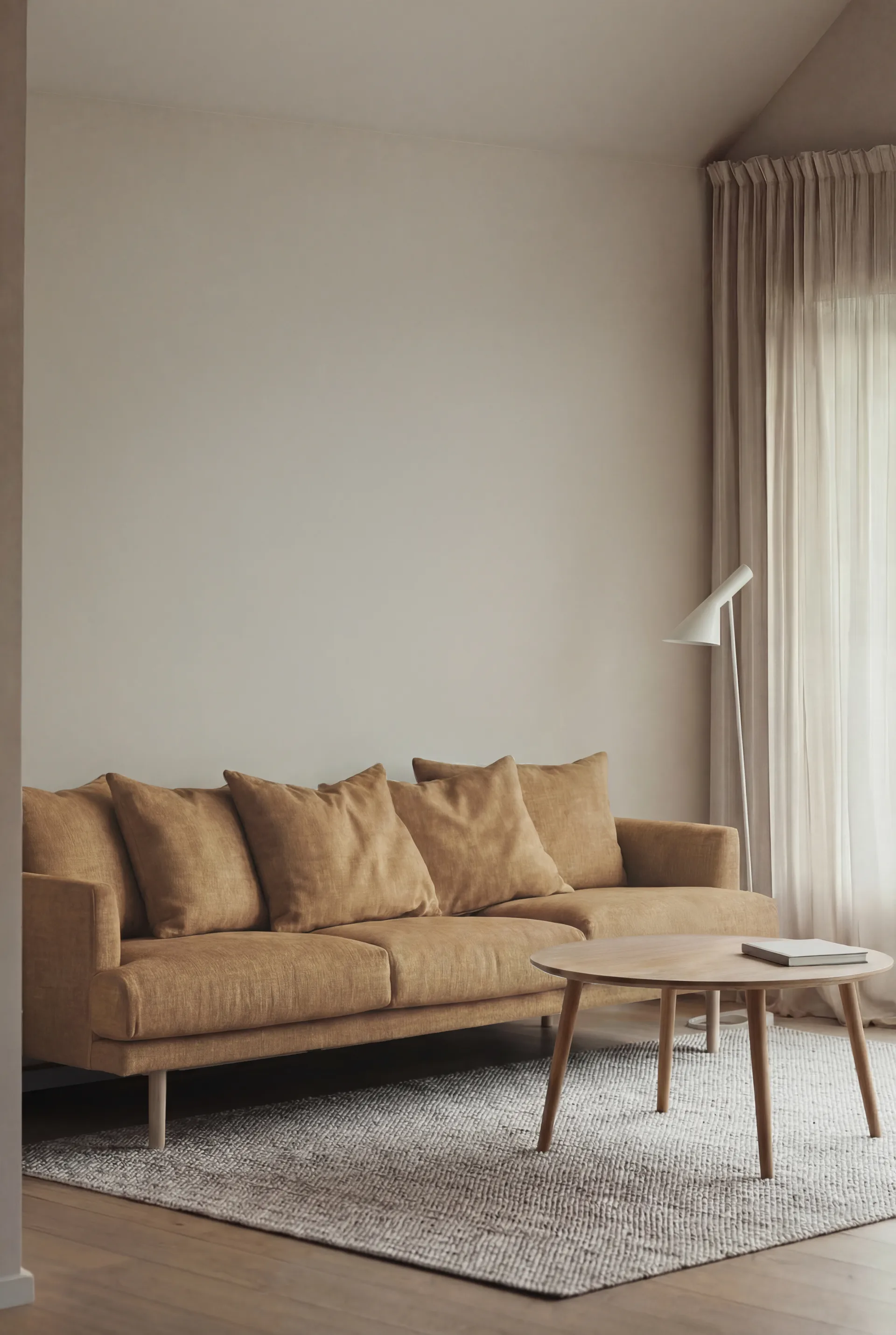 Sjövik sofa, Same Ochre 6676-hvidolieret eg, 3,5-pers. 1898