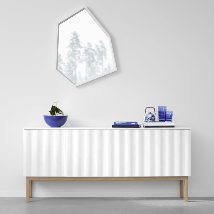 Beam sideboard - hvid lak, hvid sokkel, topplade i carrara marmor - A2