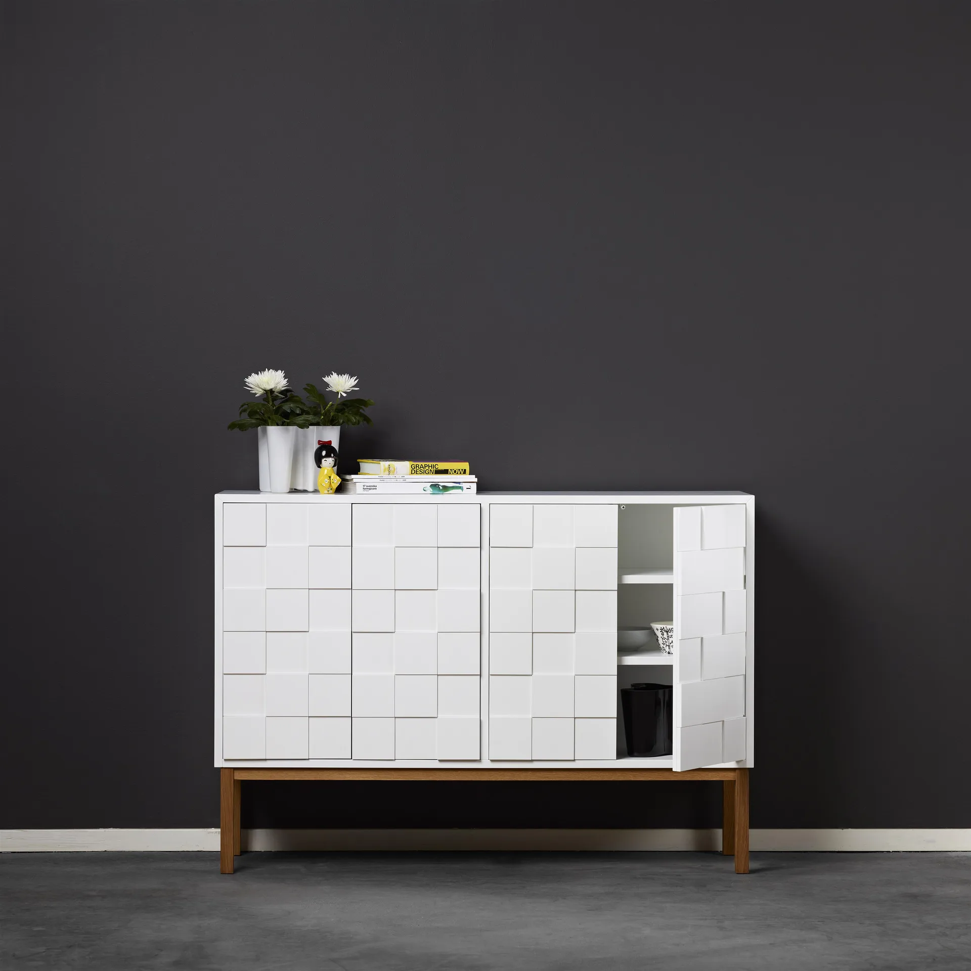 Collect skab 2010 lavt, egetræ A2