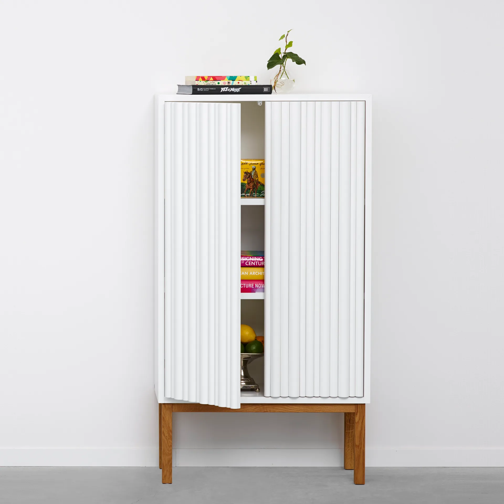 Collect skab 2013, hvid-Egetræsben A2