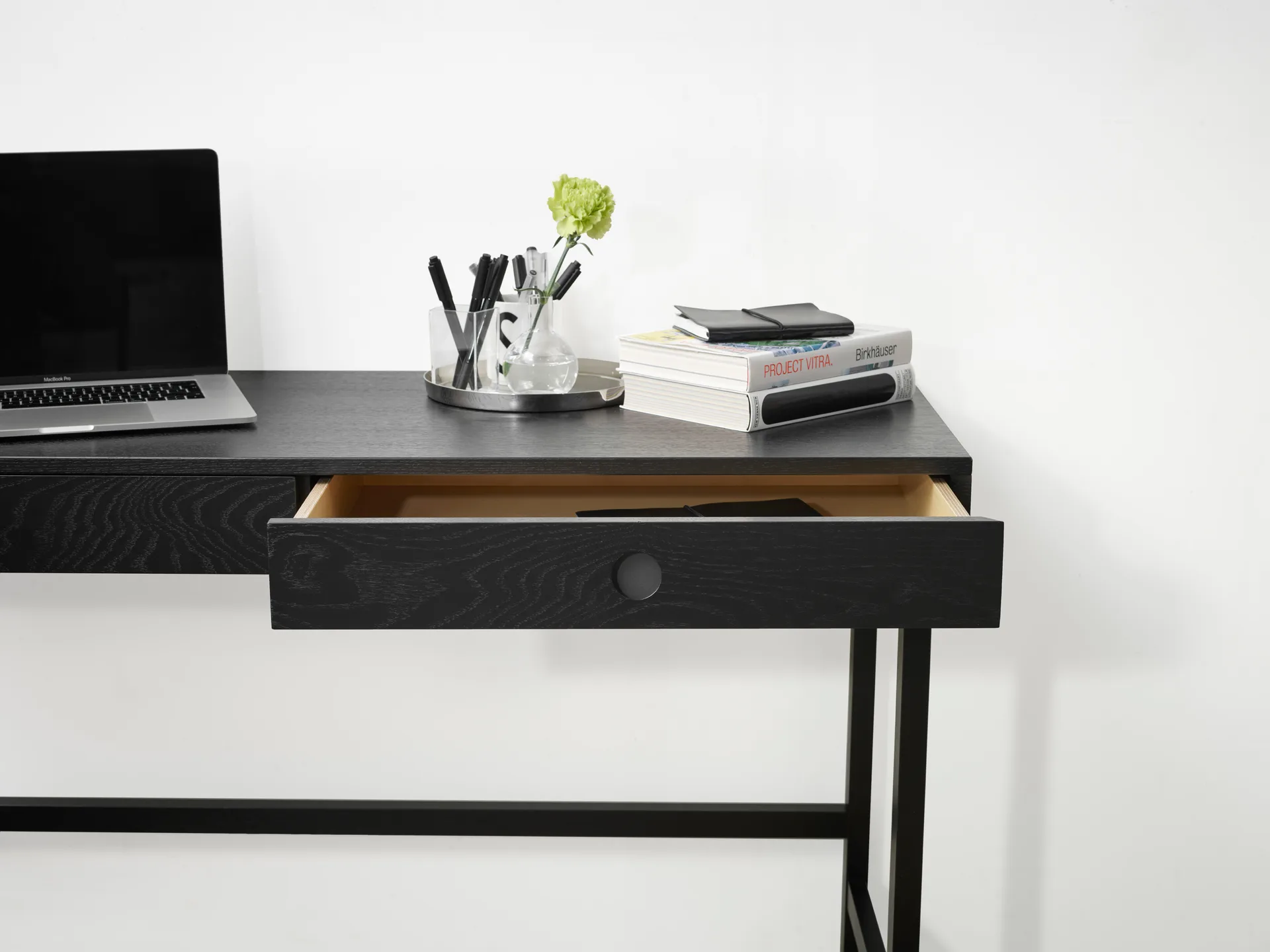 Mind skrivebord, Sortbejdset eg, 118x74x44 cm A2