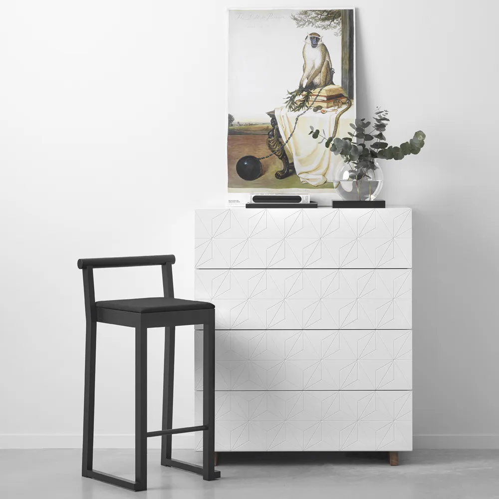 Stars kommode, hvid, olierede egetræsben A2