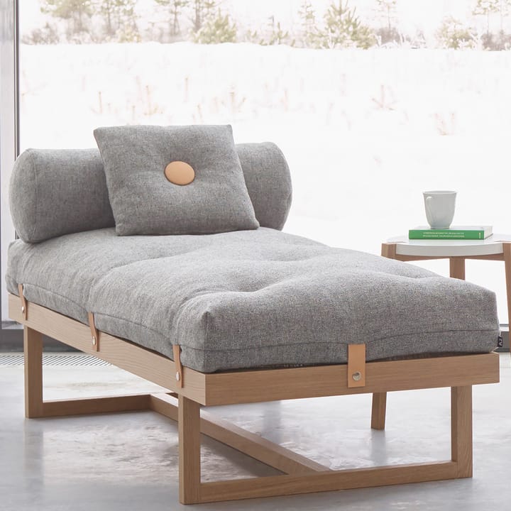 Stay daybed, stof grøn, ramme i hvidolieret egetræ A2