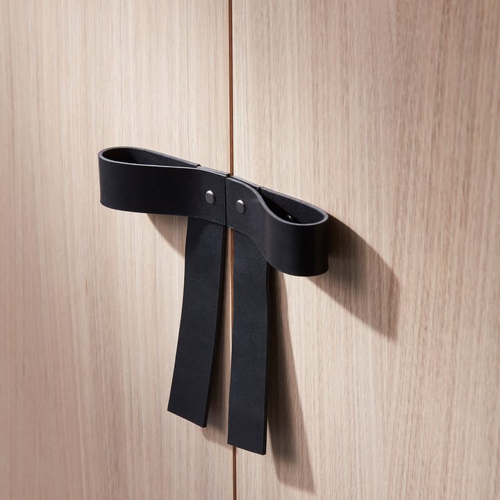 The Bow skab, Hvidolieret egetræ/Sort A2