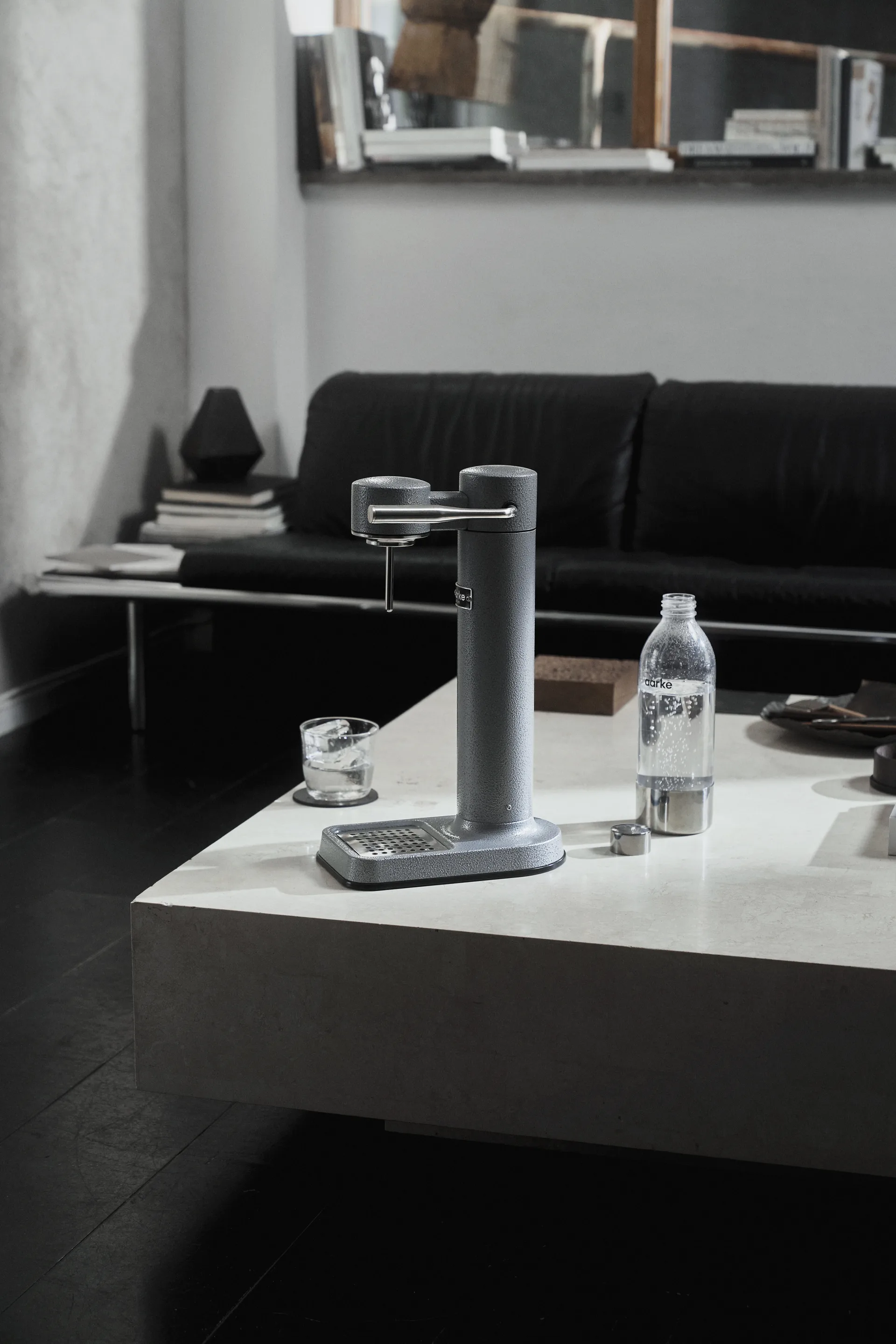 Carbonator 3 sodavandsmaskine, Grå Aarke