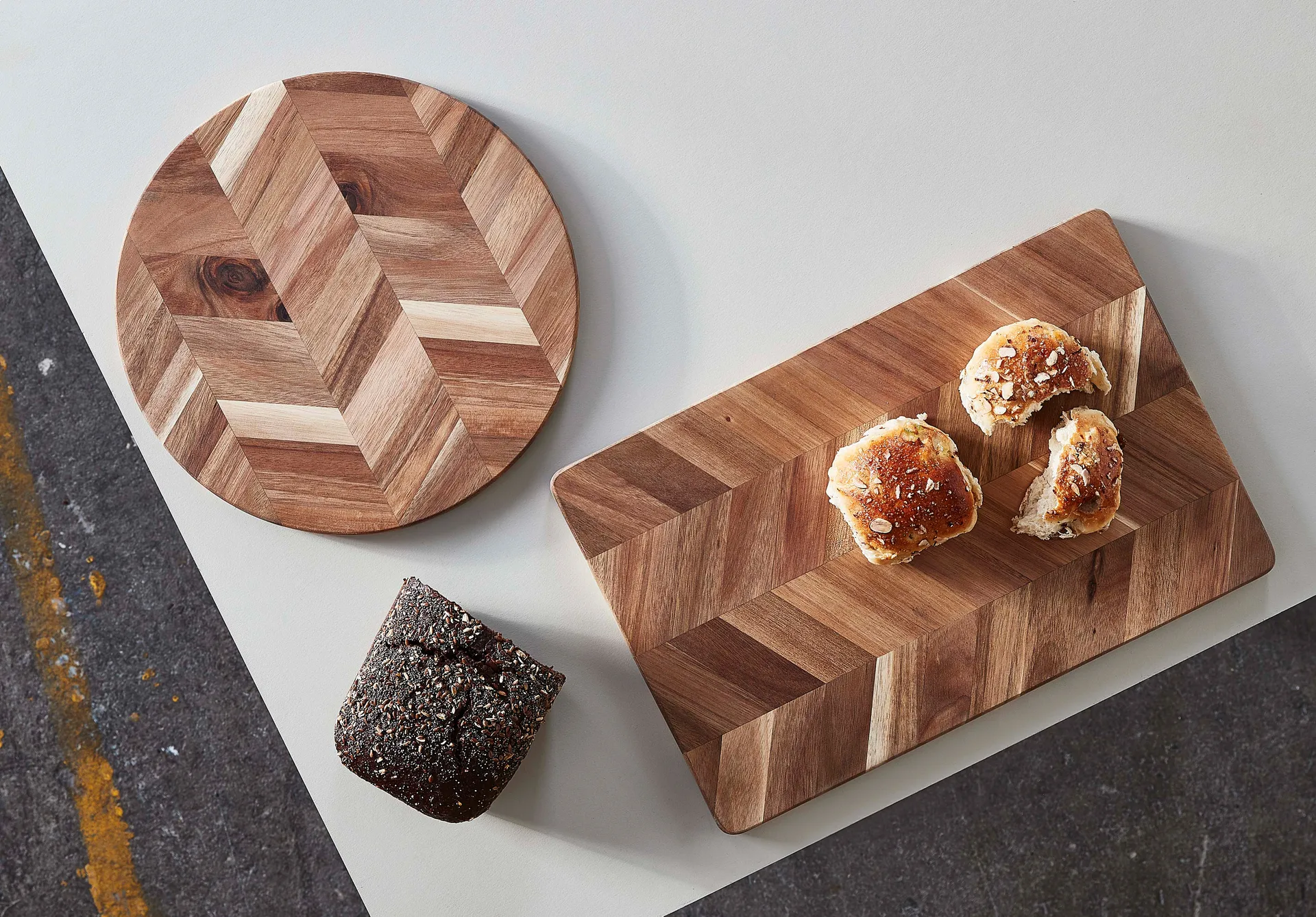 Heering bone skærebræt 26x40 cm, Akacia Aida