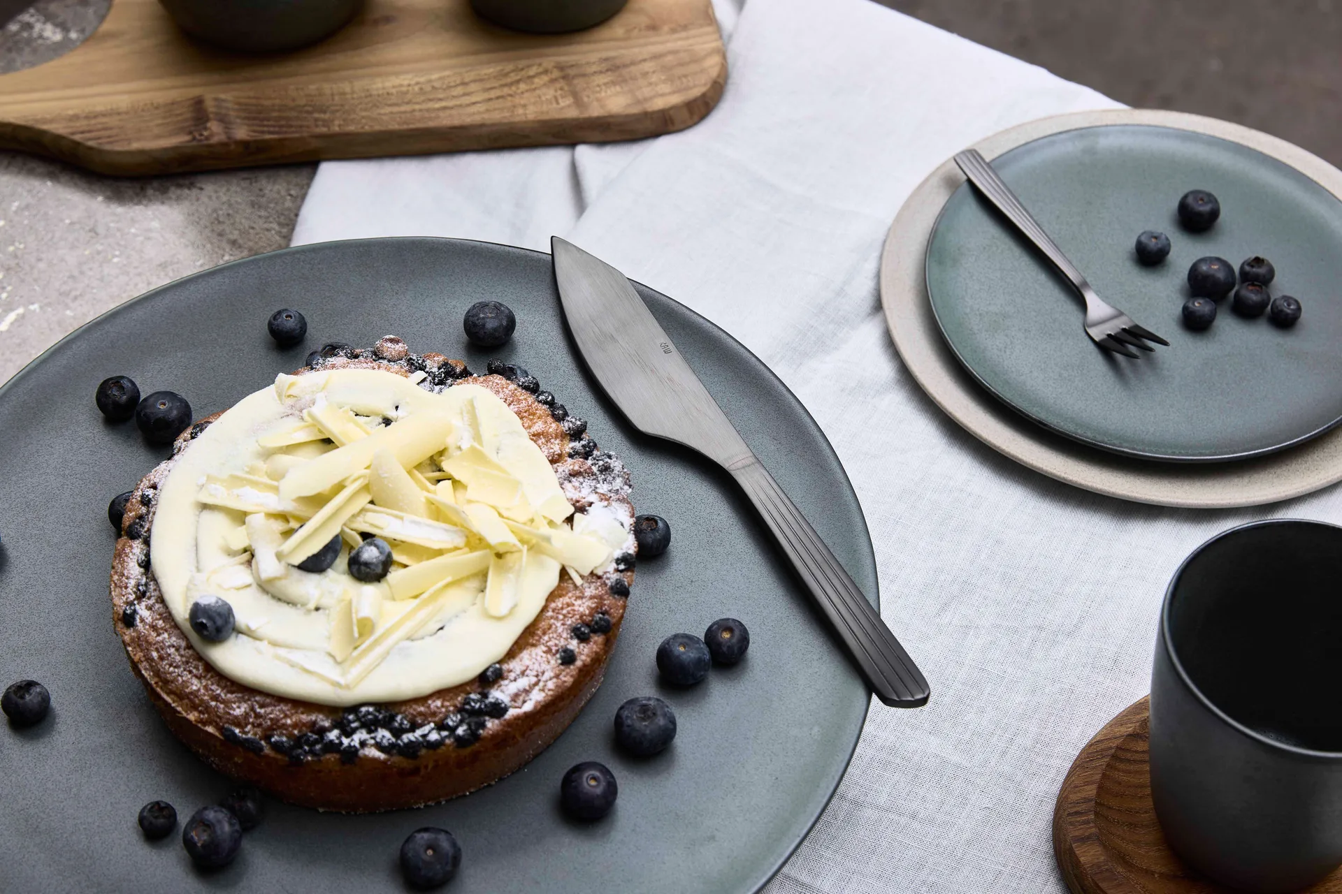 Raw kagekniv, Sort mat Aida