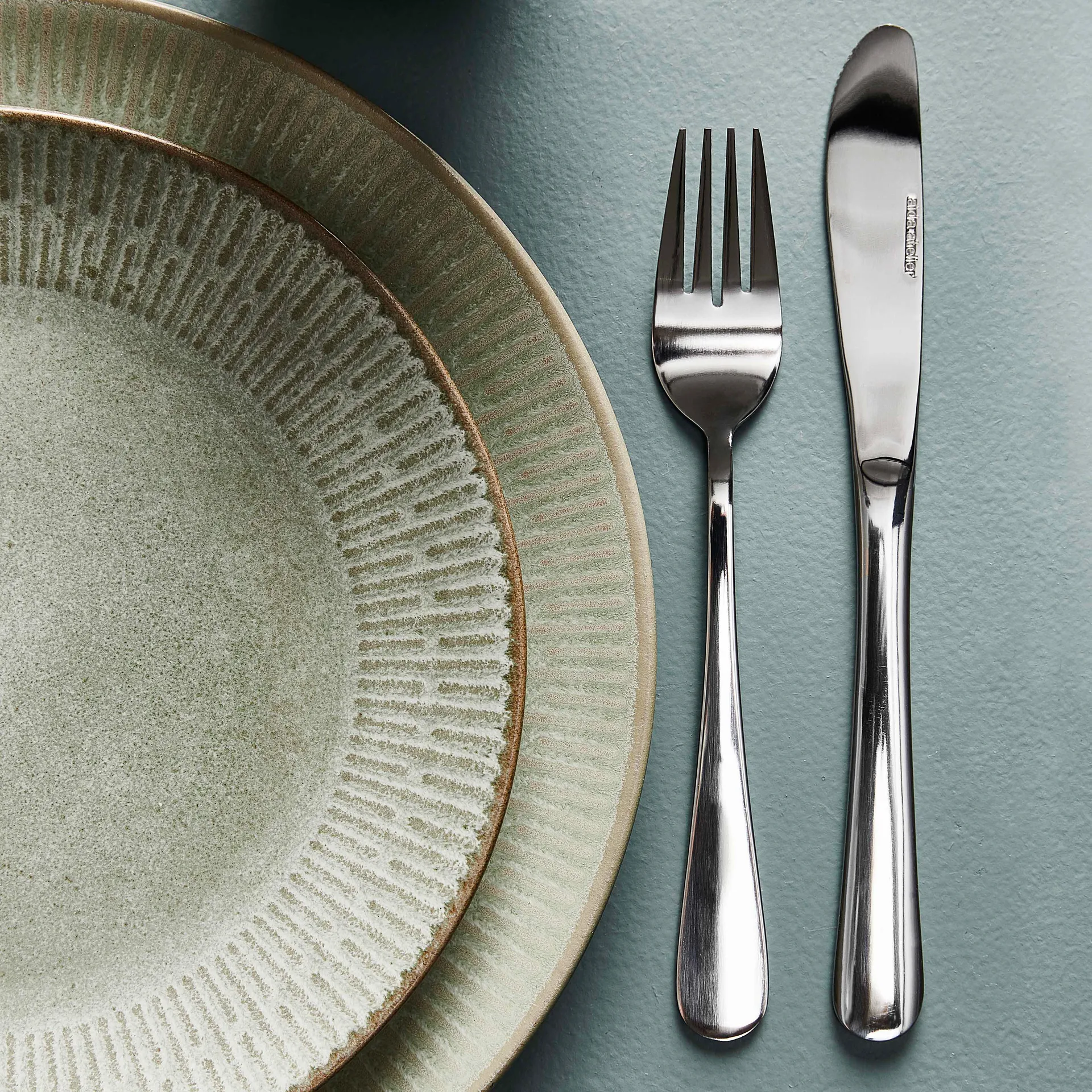 Relief tallerken 27 cm, Grøn Aida