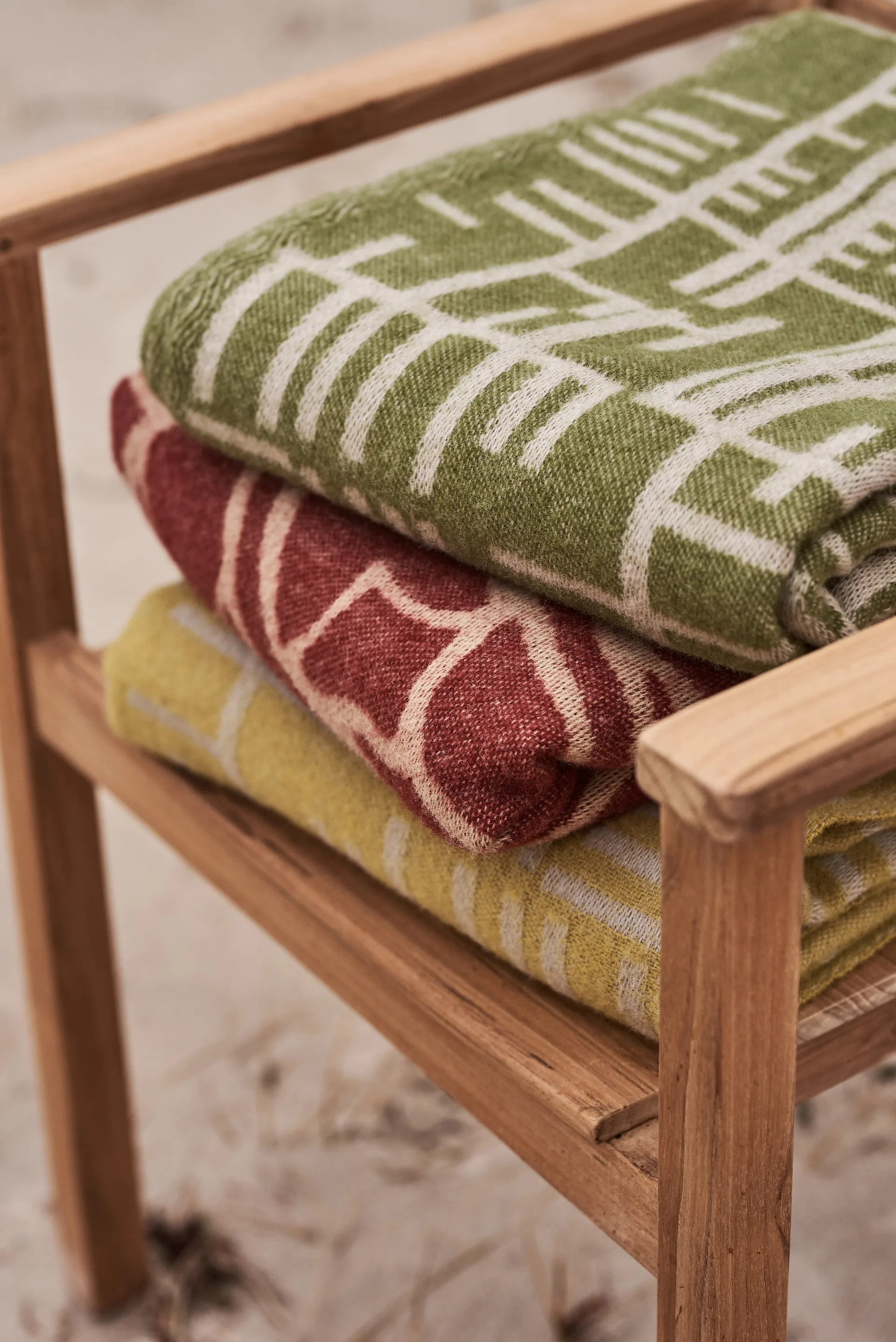 Pickepin plaid 130x170 cm, Mosgrøn-beige Almedahls