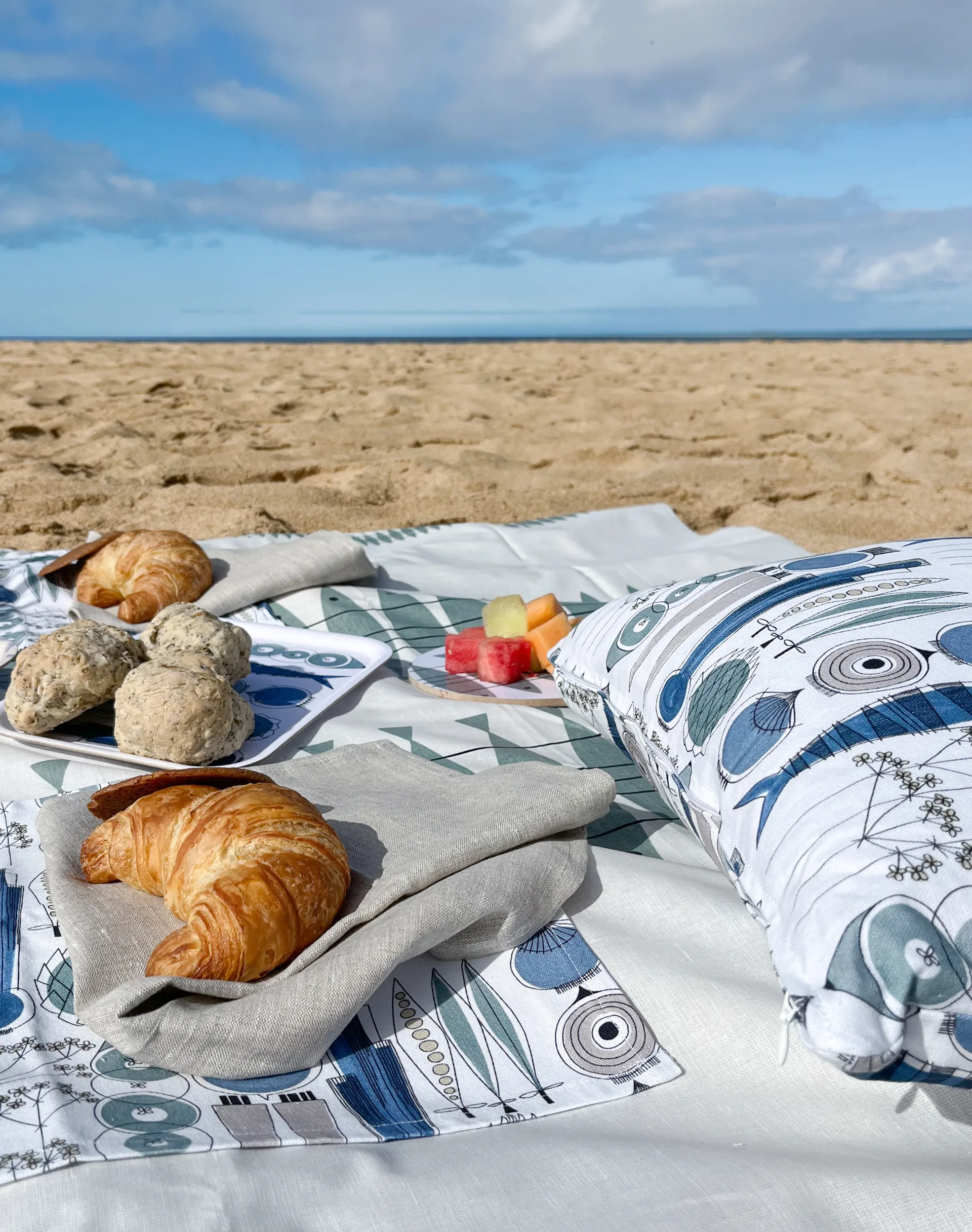 Picknick pudebetræk 47x47 cm, Blå/Beige Almedahls