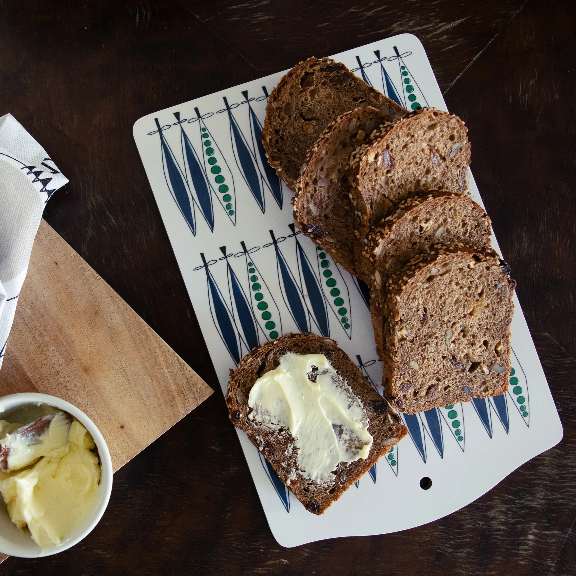 Picknick serveringsbræt ærter 20x30 cm, Blå/Multi Almedahls