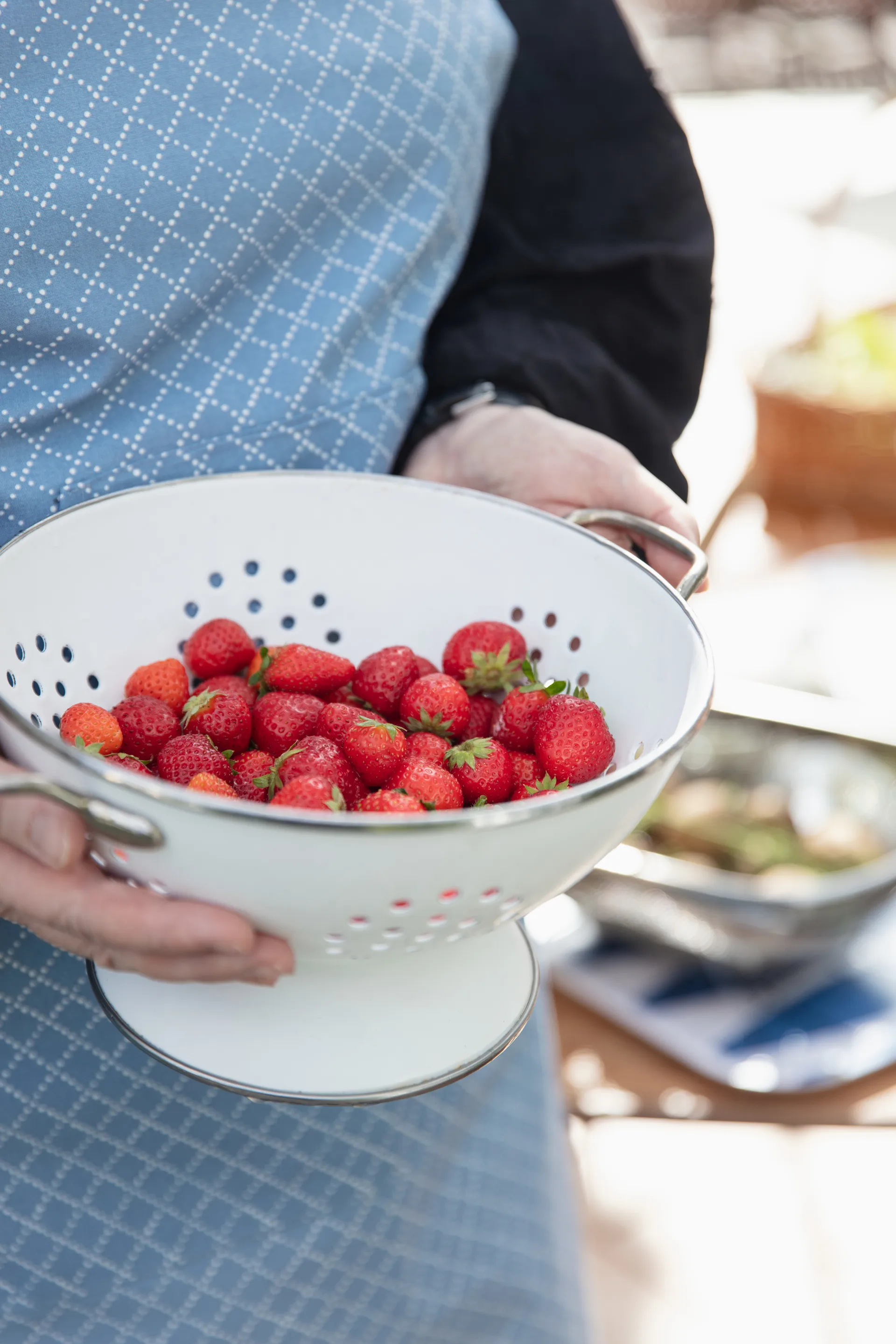 Prickruta forklæde, Blå Almedahls