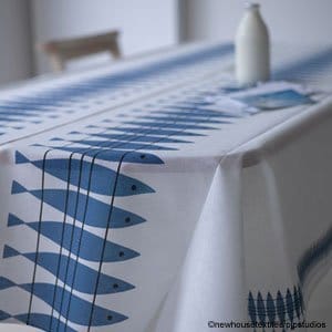 Sill tekstil, hvid-blå Almedahls