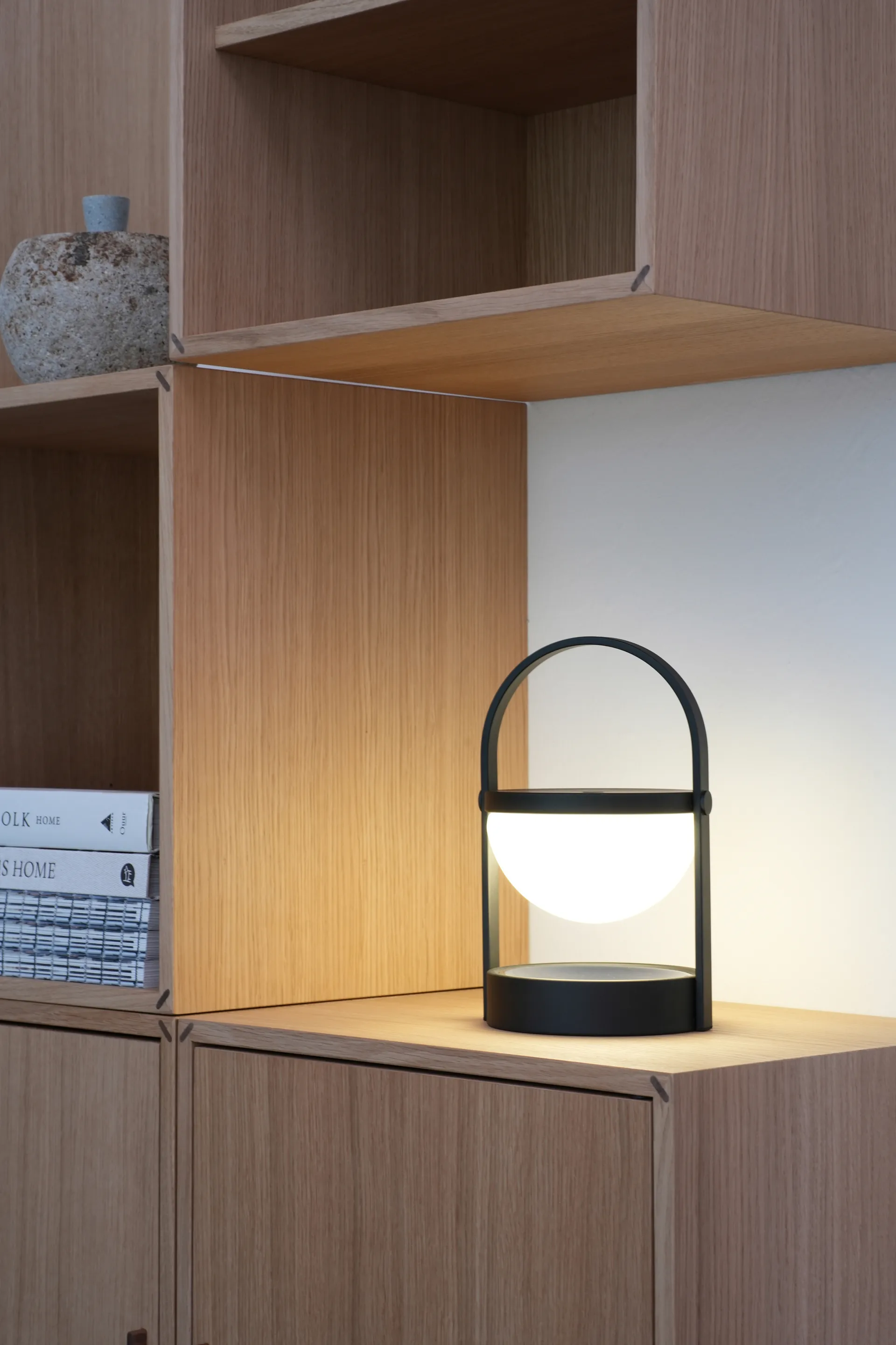 A-Flash bærbar bordlampe 22 cm, Black Andersen Furniture