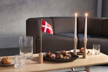 Celebrating Denmark bordflag 40 cm - Oak-brass - Andersen Furniture