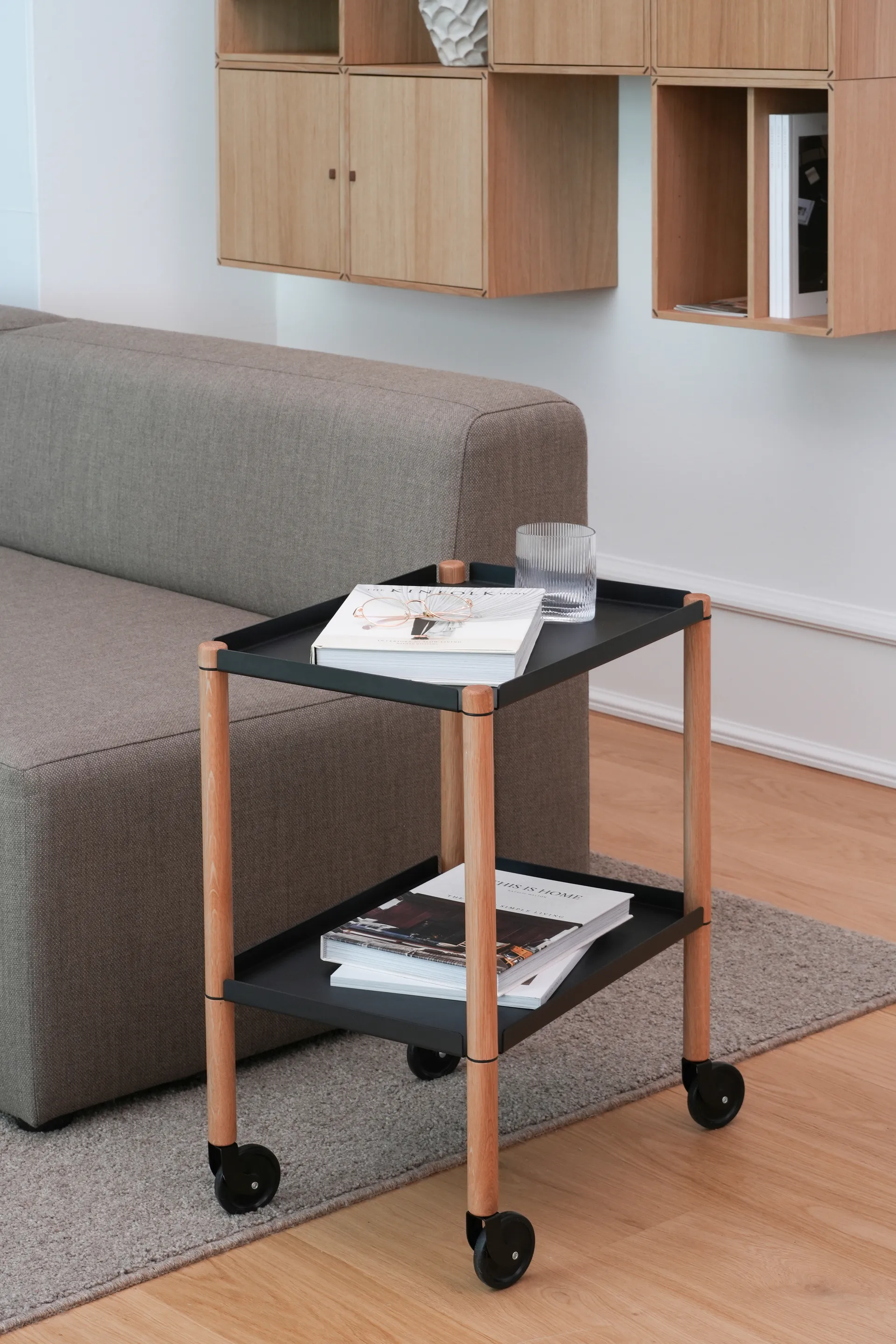 Connect bord, Oliebehandlet eg, sort metal Andersen Furniture