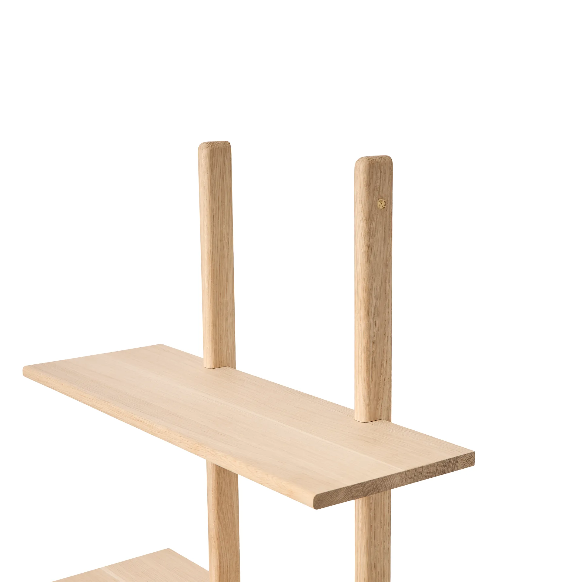 Essence væghylde, Oak, 70x25x140 cm Andersen Furniture