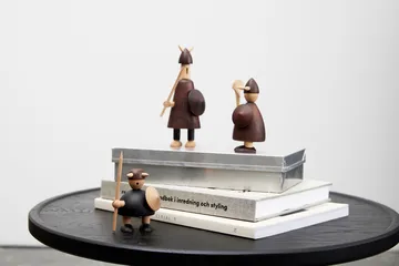 The vikings of Denmark træfigur Small - Stained beech - Andersen Furniture