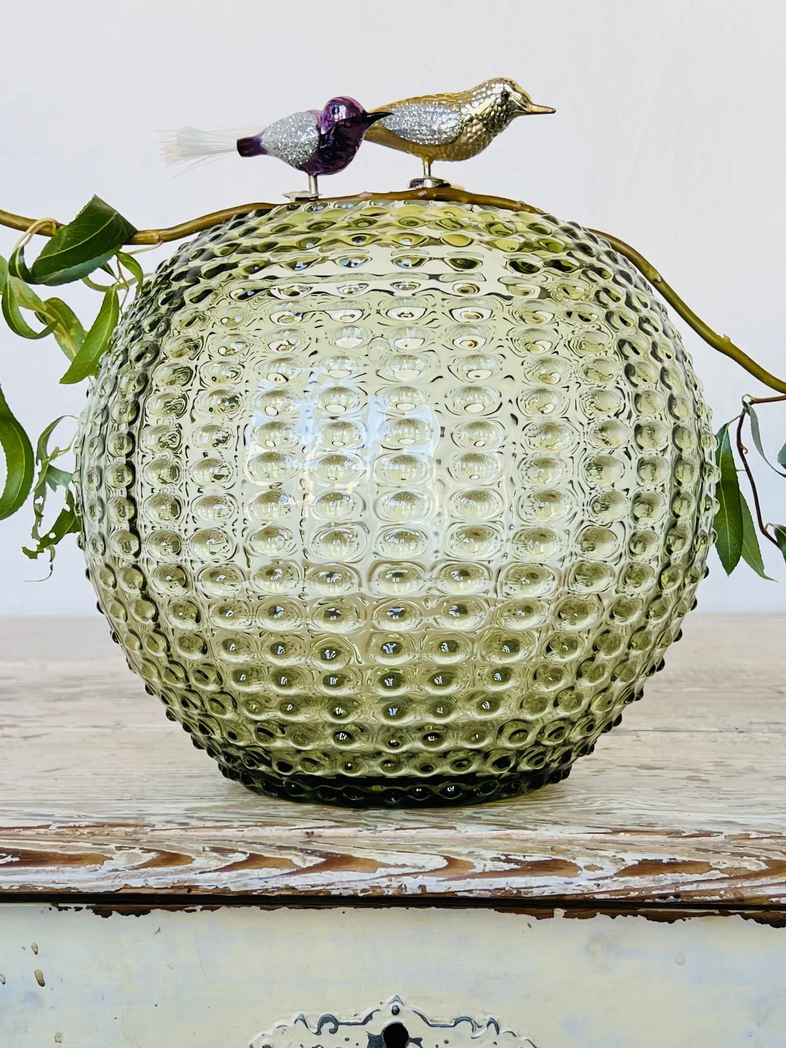 Hobnail Globe vase 24 cm, Olivegreen Anna Von Lipa
