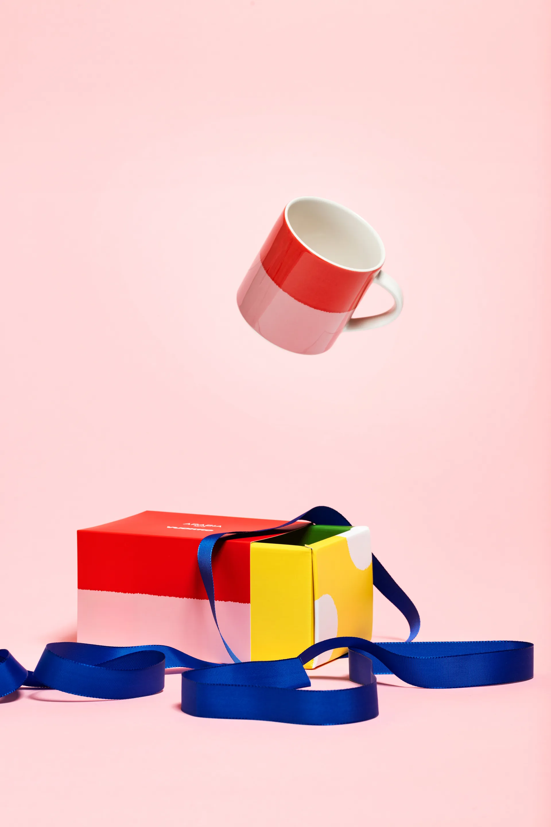 Vuokko krus 35 cl, 2-farvet lyserrød-rød Arabia