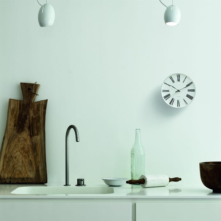 Arne Jacobsen Roman Vægur, Ø 16 cm Arne Jacobsen Clocks
