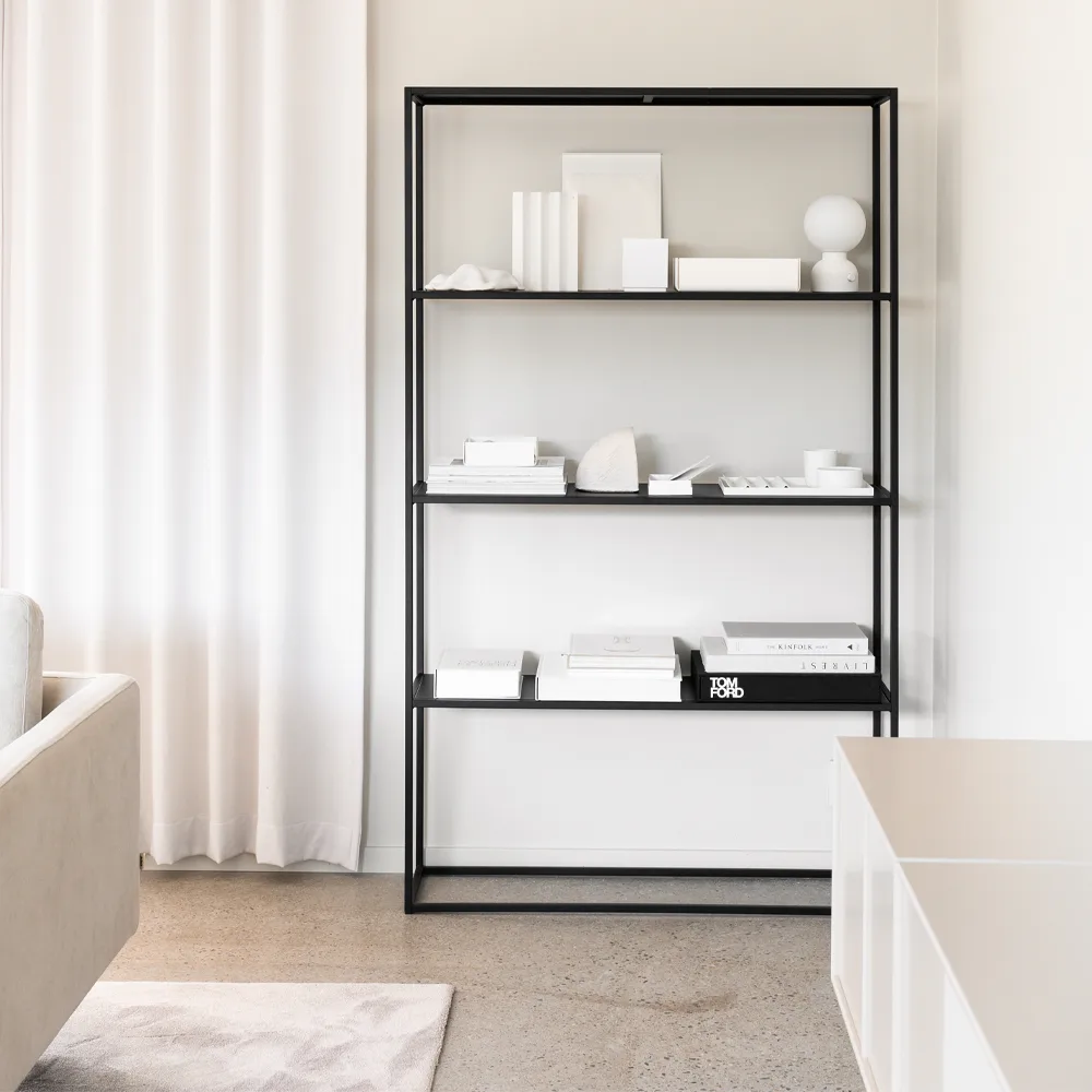 Pluggie bordlampe, Hvid, opalglas Ateljé Lyktan