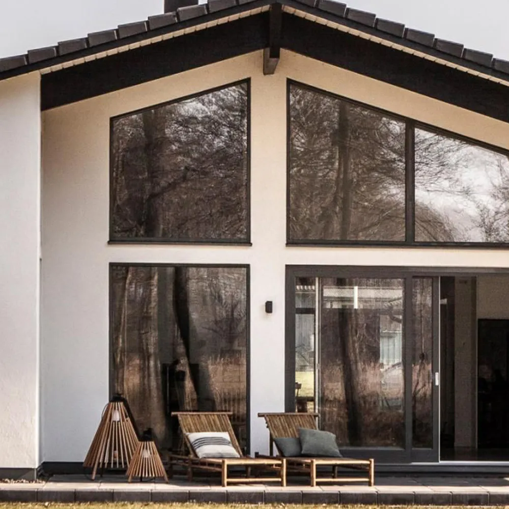 Tipi gulvlampe, ask varmebehandlet, 527, aluminium Ateljé Lyktan