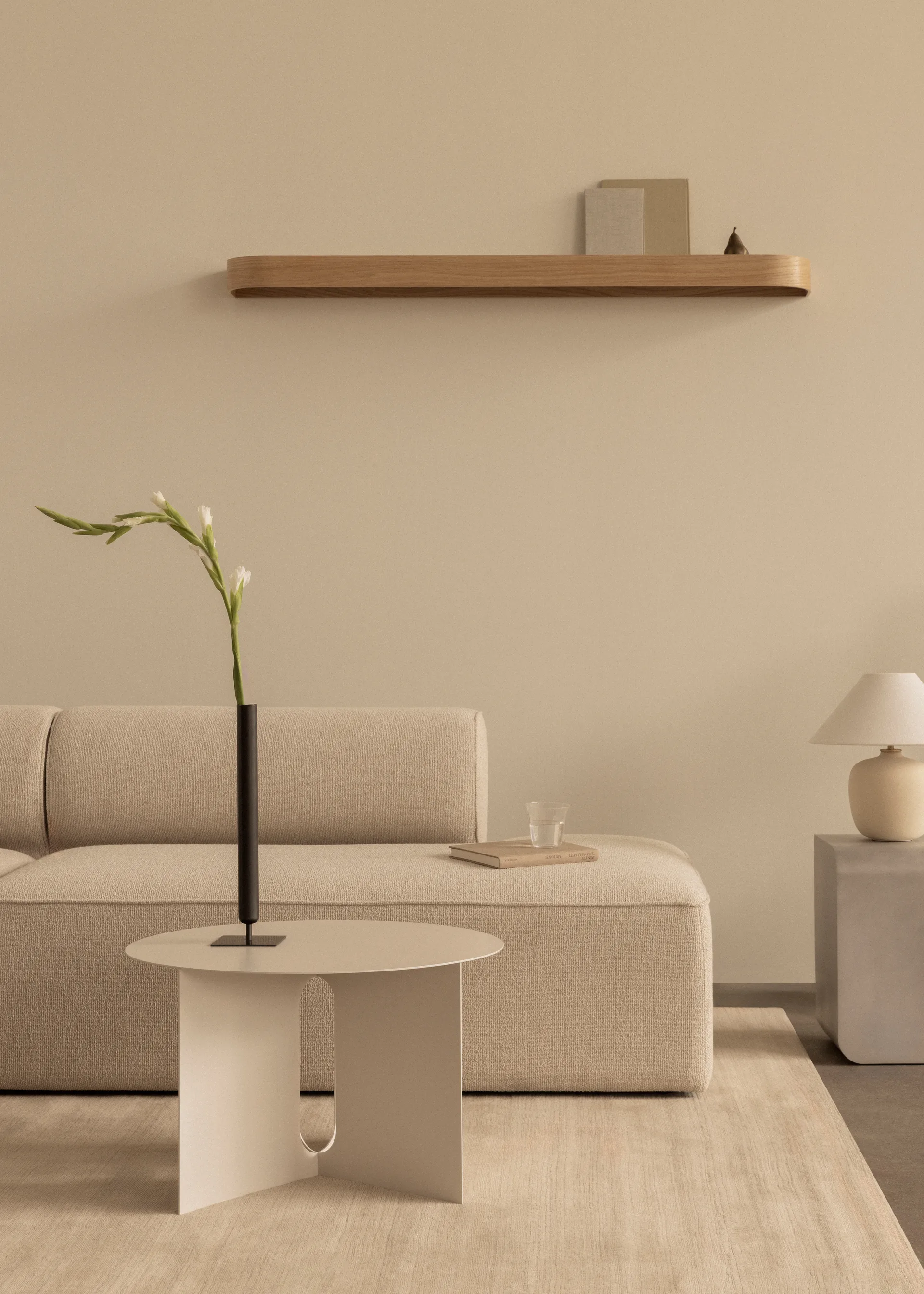 Androgyne sidebord Ø63 cm, Ivory Audo Copenhagen