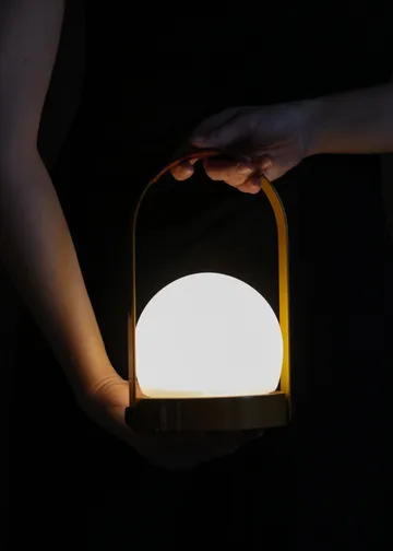 Carrie portabel bordlampe - Golden brown - Audo Copenhagen