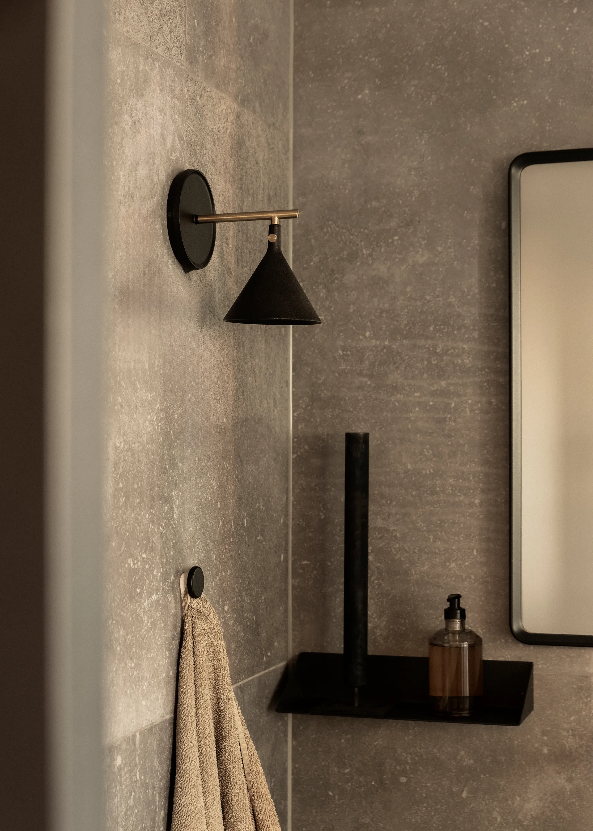 Cast Sconce væglampe diffuser fast installation, Black Audo Copenhagen