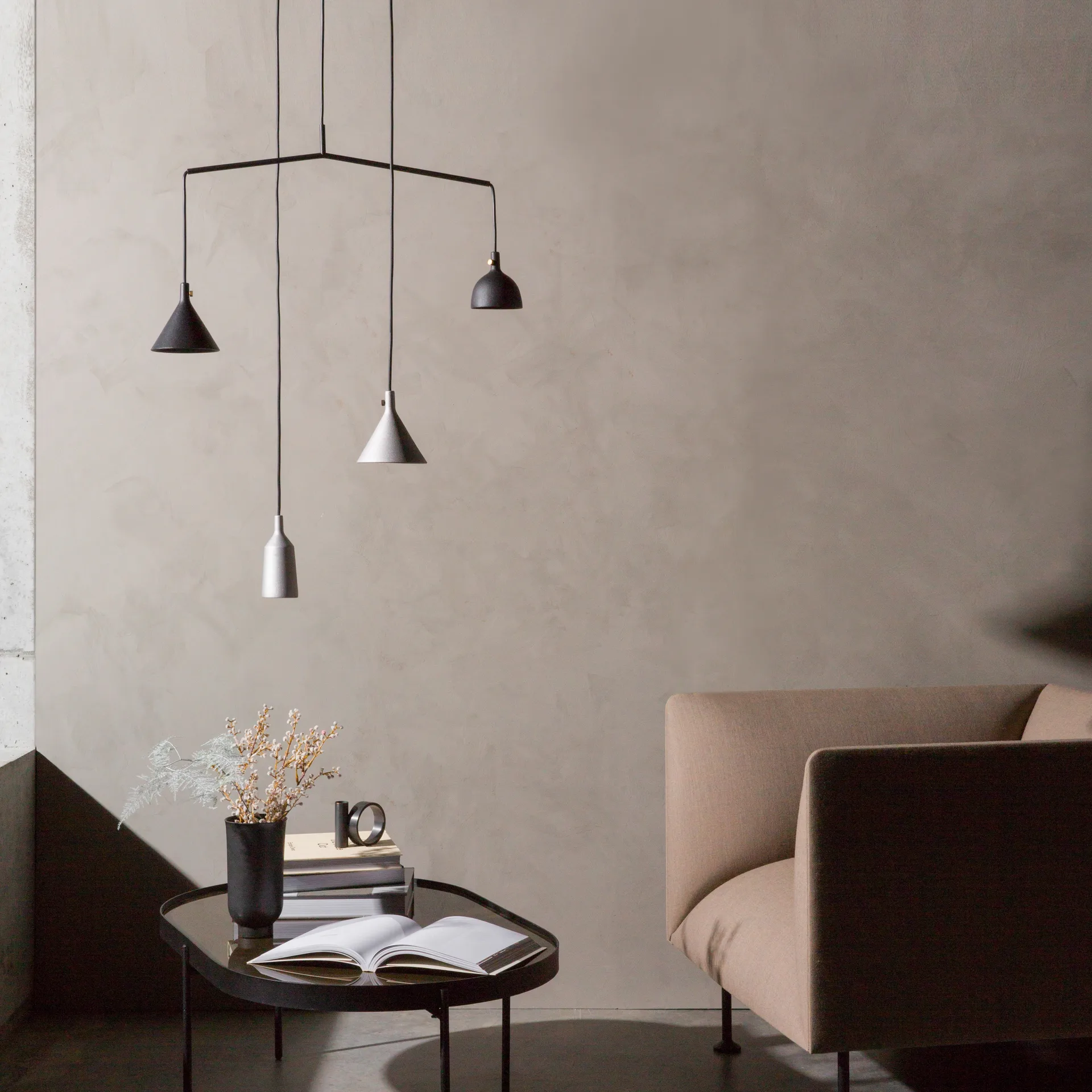 Cast shape 4 pendel, Sort Audo Copenhagen