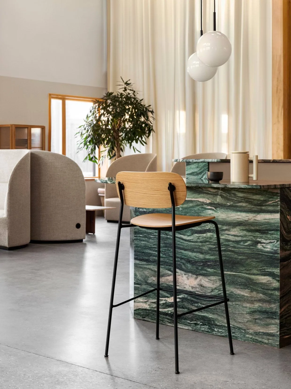 Co Bar Chair barstol, Eg-kromatiseret stål, 75 cm Audo Copenhagen