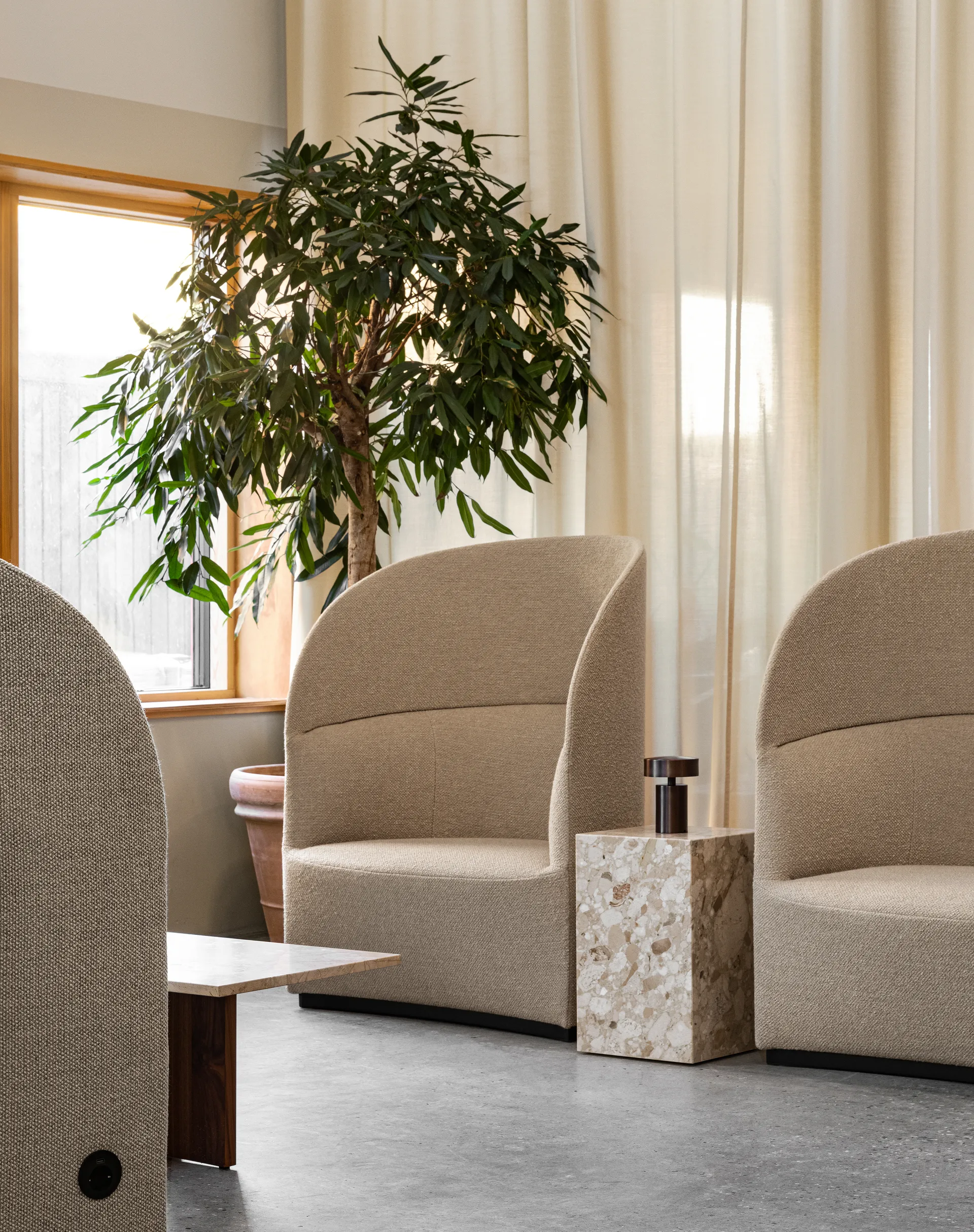 Column bærbar bordlampe IP44, Bronze Audo Copenhagen