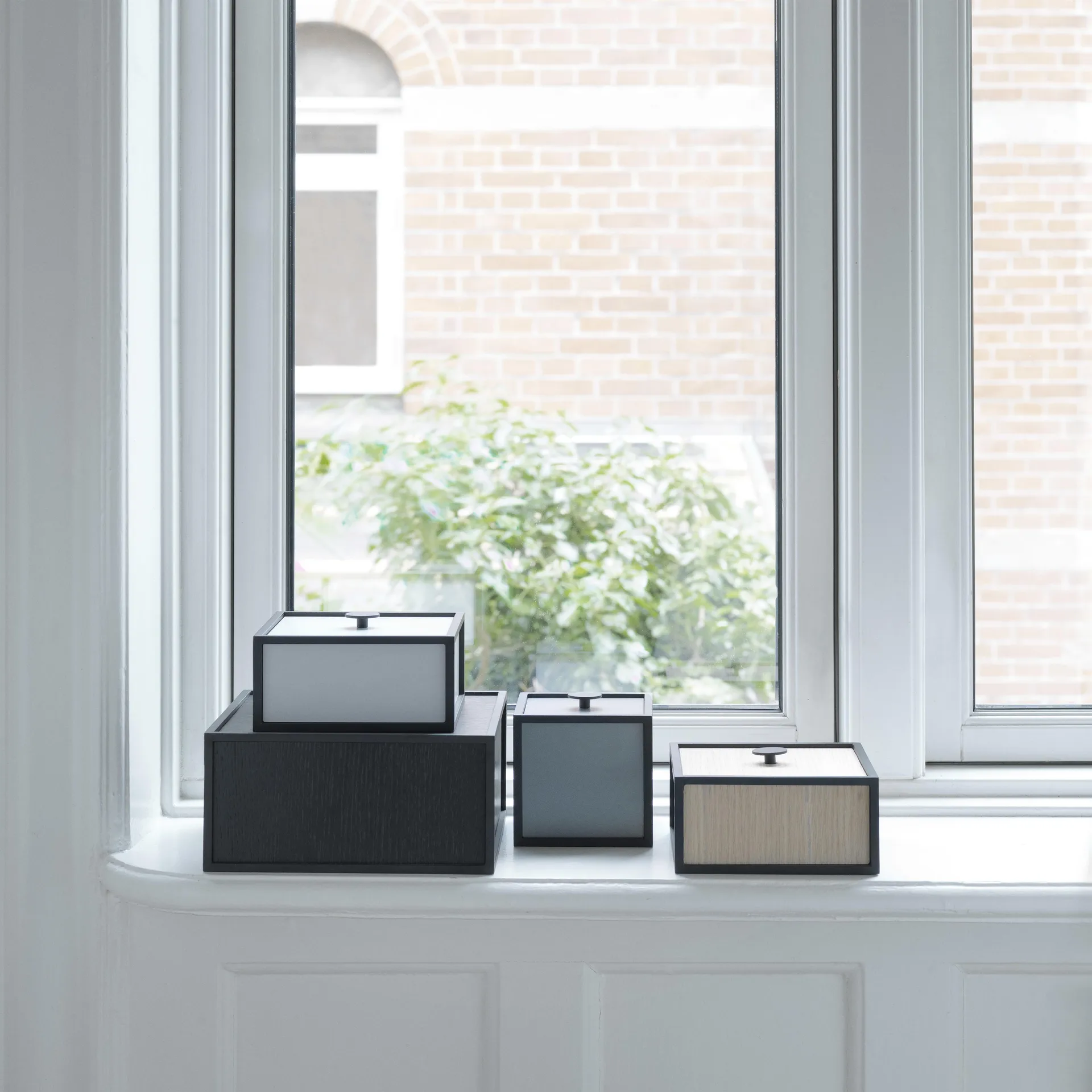 Frame 20 med låg, eg Audo Copenhagen