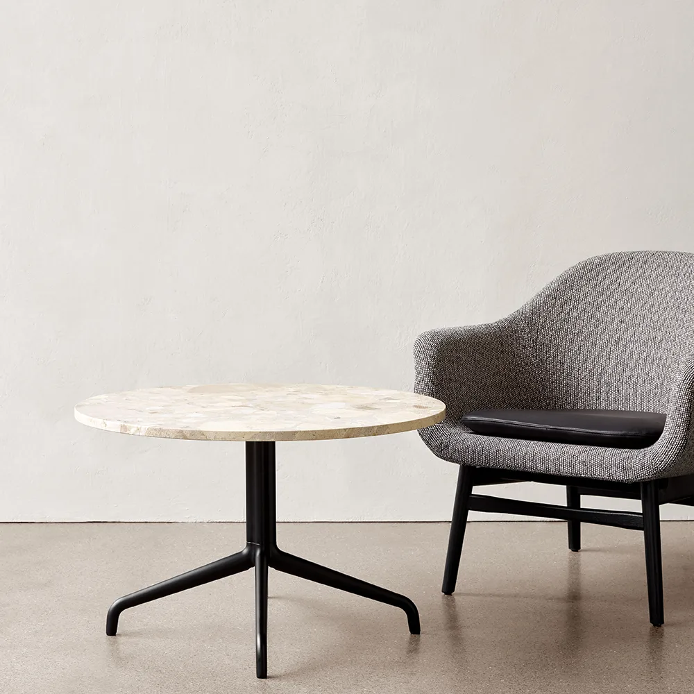 Harbour Column loungebord, Marble off white-sort stålstel Audo Copenhagen