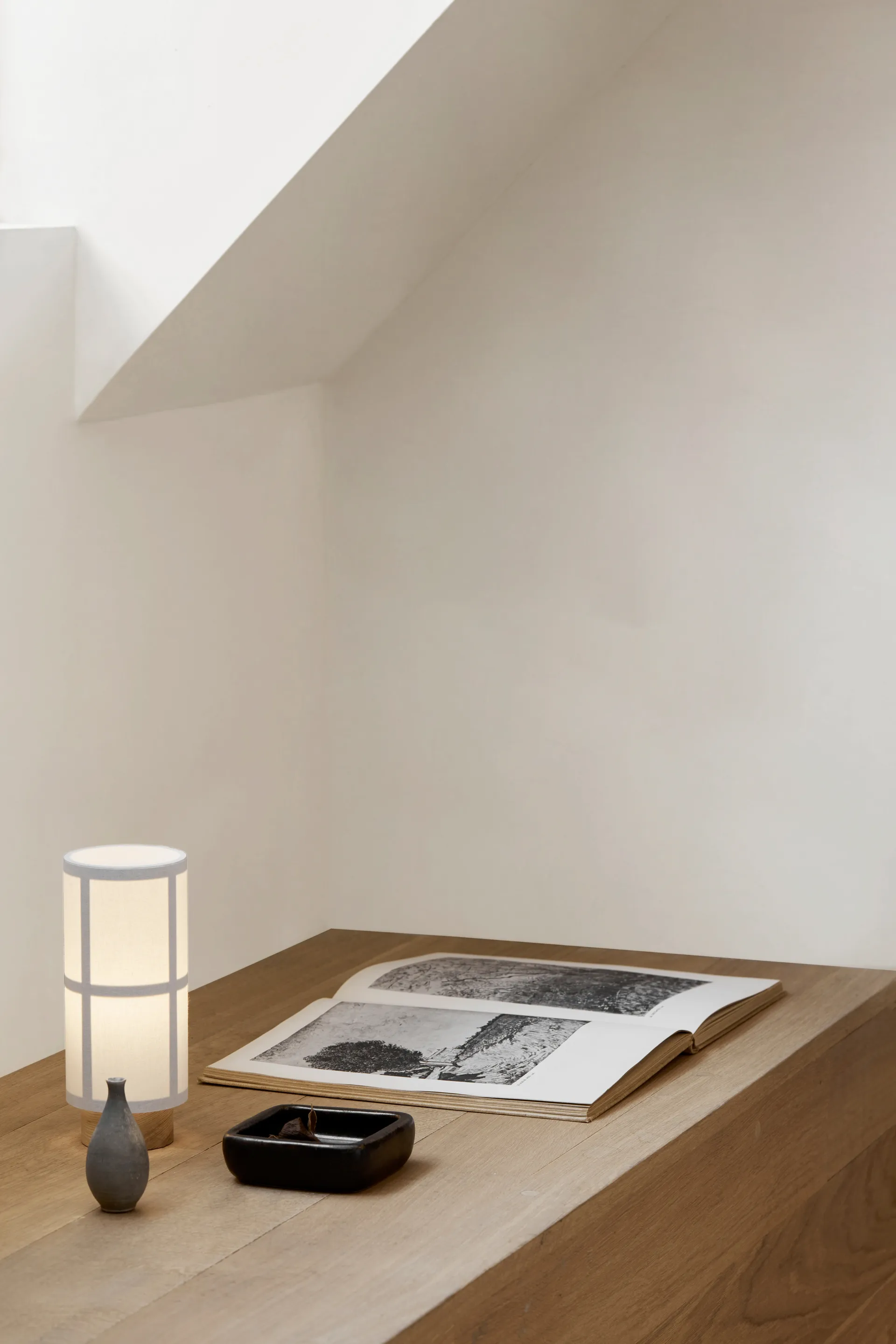 Hashira bærbar bordlampe, White Audo Copenhagen